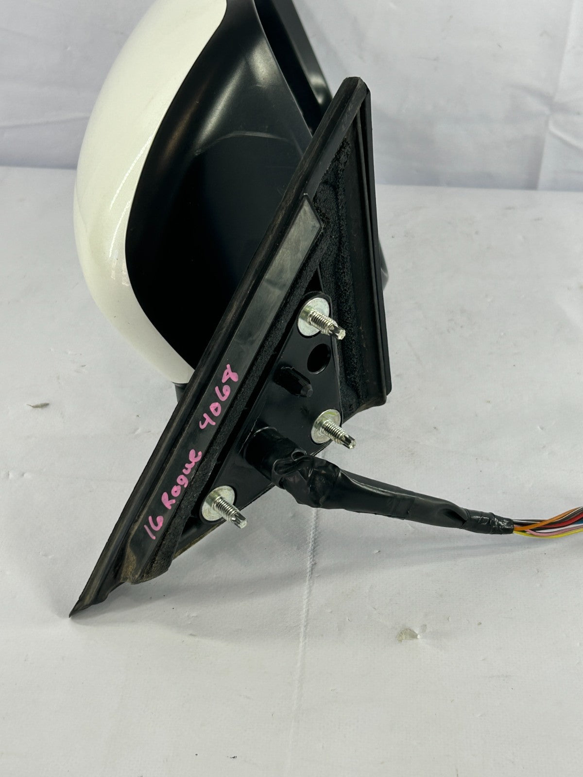 14-17 Nissan Rogue Right Passenger Side View Mirror & Camera 11-Wire 96301-9TB3C