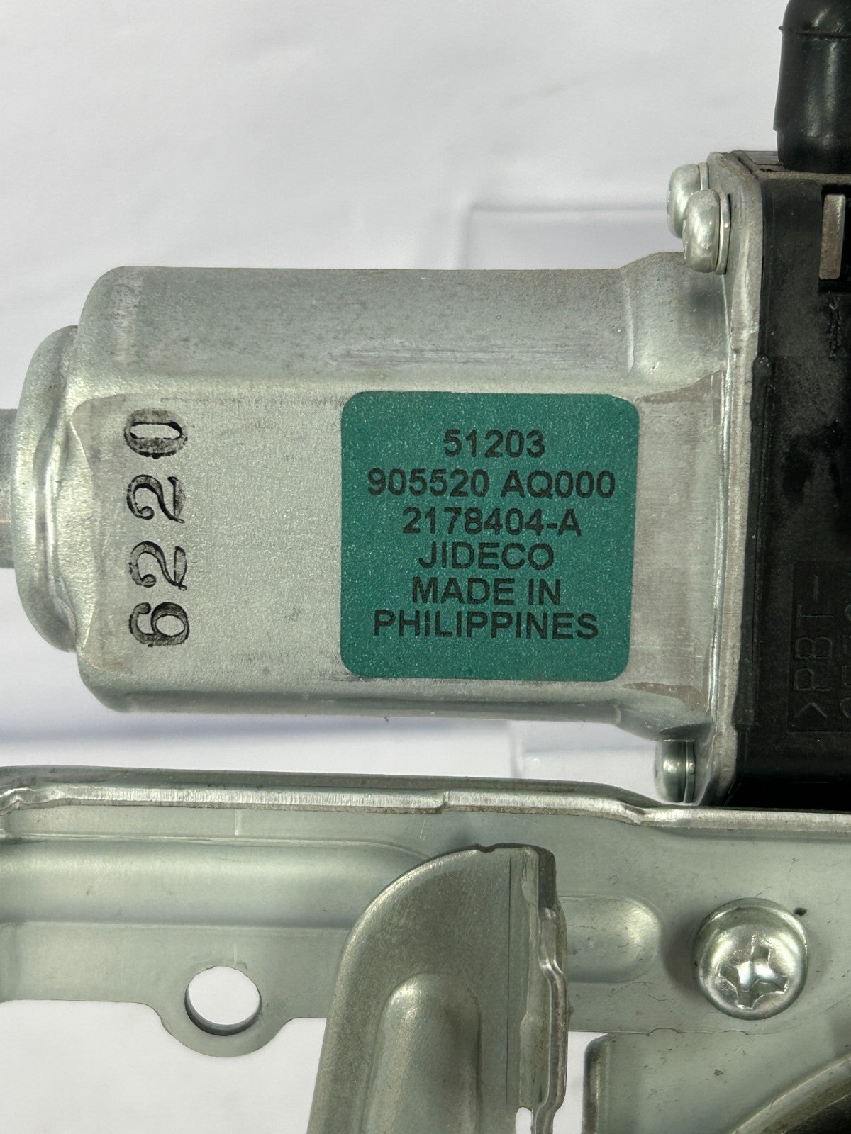 2014-2018 Nissan Rogue Trunk Lid Lock Latch Actuator Motor OEM 90500-1CA1B