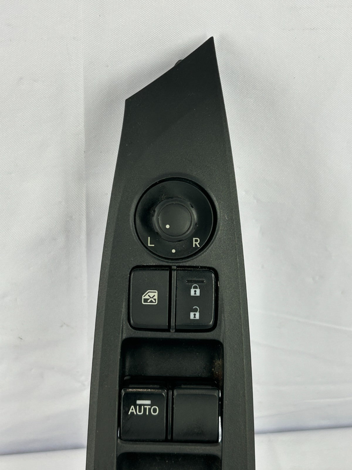 2014-2021 Mazda 6 Front Left Driver Door Window Control Switch OEM GJR9-66-350B