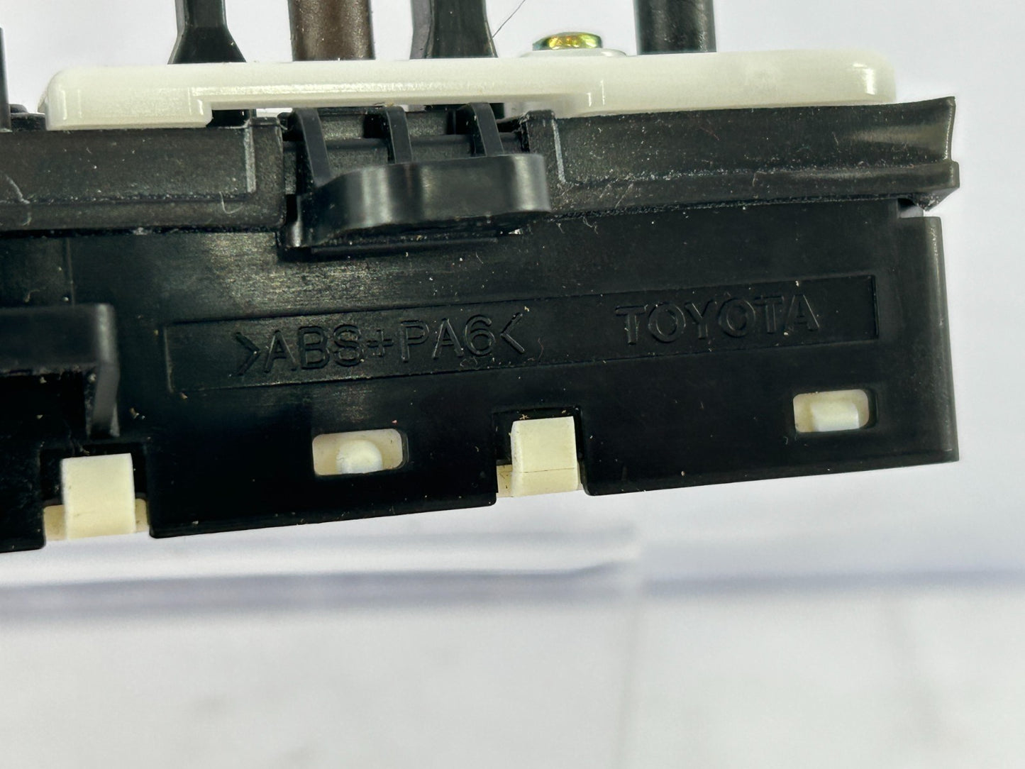 2001-2004 Toyota Sequoia Front Right Side Seat Control Switches OEM 84922-34010