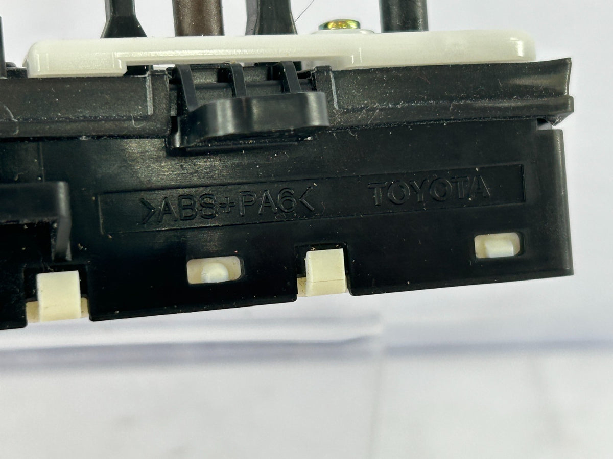 2001-2004 Toyota Sequoia Front Right Side Seat Control Switches OEM 84922-34010