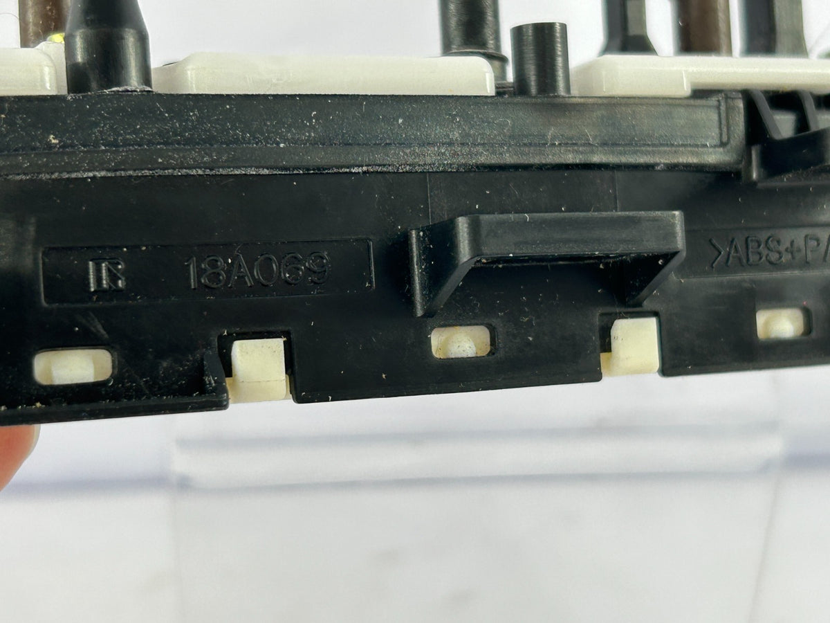 2001-2004 Toyota Sequoia Front Right Side Seat Control Switches OEM 84922-34010