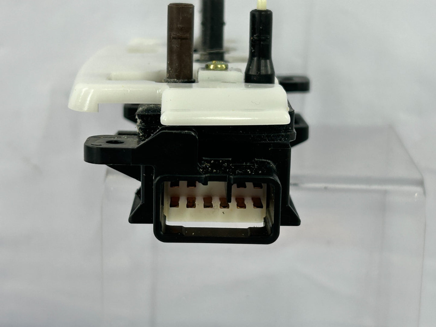 2001-2004 Toyota Sequoia Front Right Side Seat Control Switches OEM 84922-34010