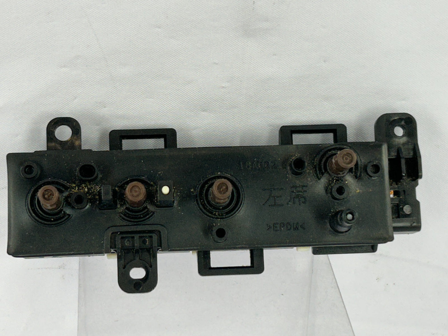 01-05 Toyota Sequoia Front Left Seat Adjustment Control Switches OEM 84922-33130