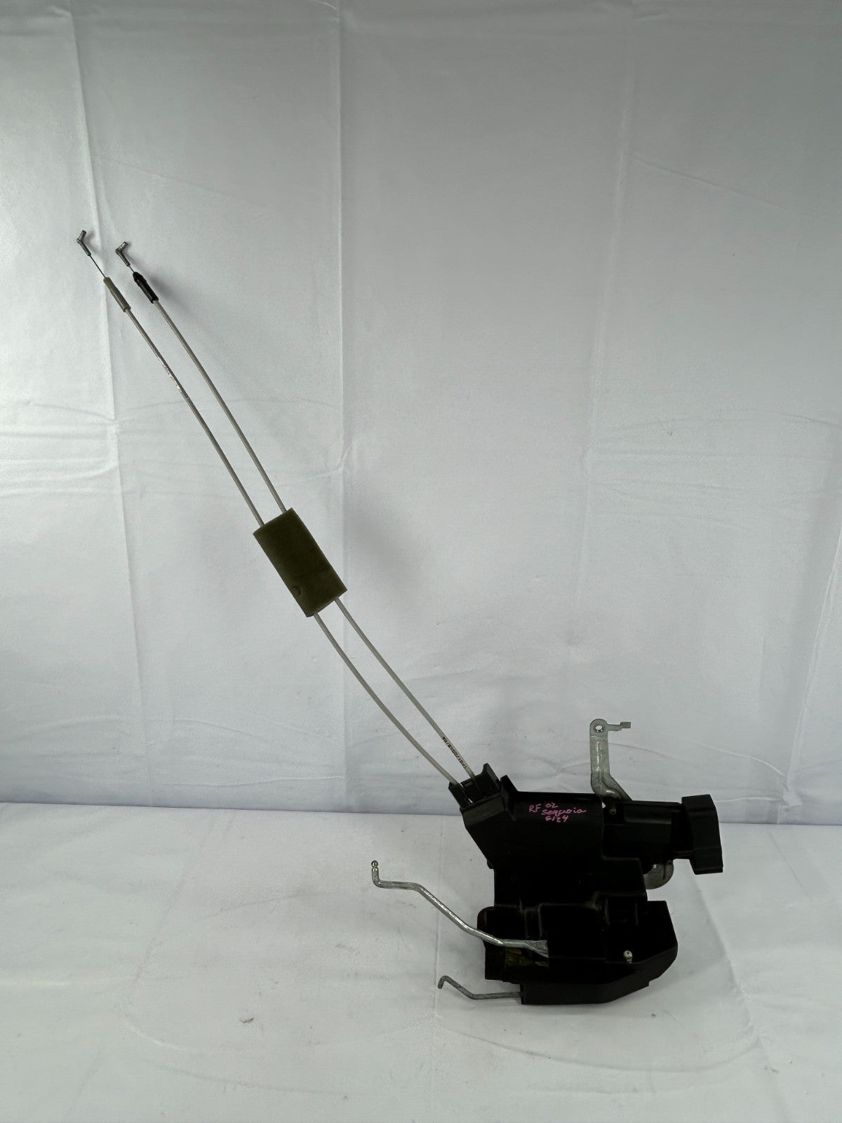 2001-2007 Toyota Sequoia Front Right Door Lock Latch Actuator OEM 69030-0C021