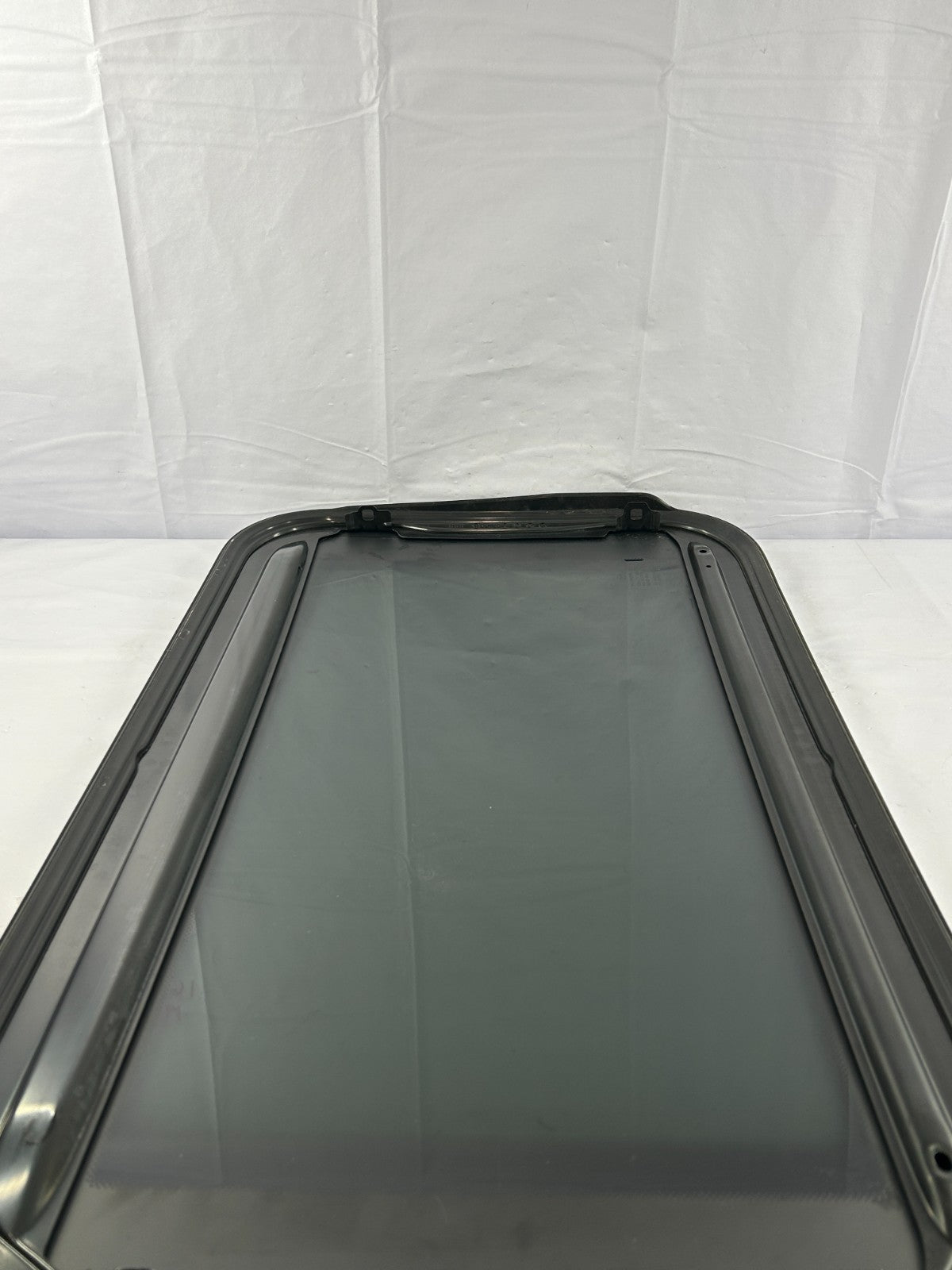 2016-2021 Mazda CX-3 Sunroof Moonroof Sliding Glass Panel OEM DH2N-69-810A