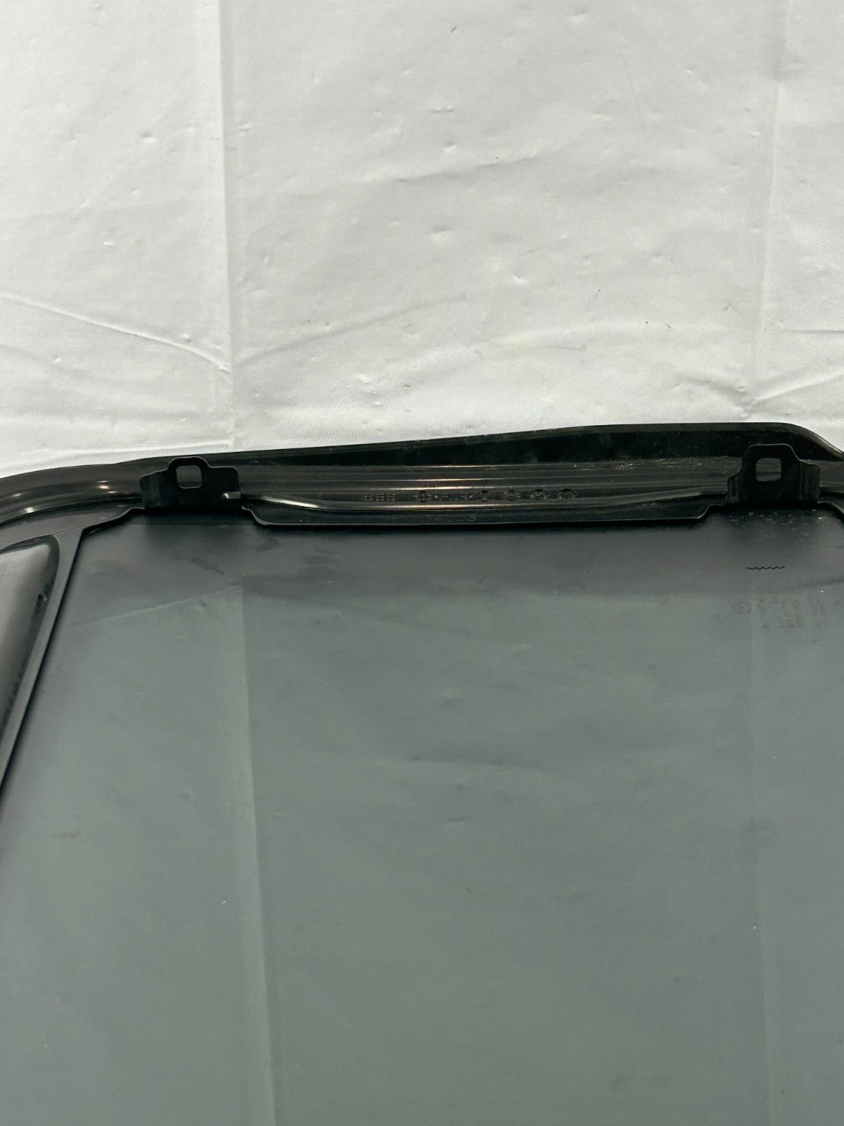 2016-2021 Mazda CX-3 Sunroof Moonroof Sliding Glass Panel OEM DH2N-69-810A