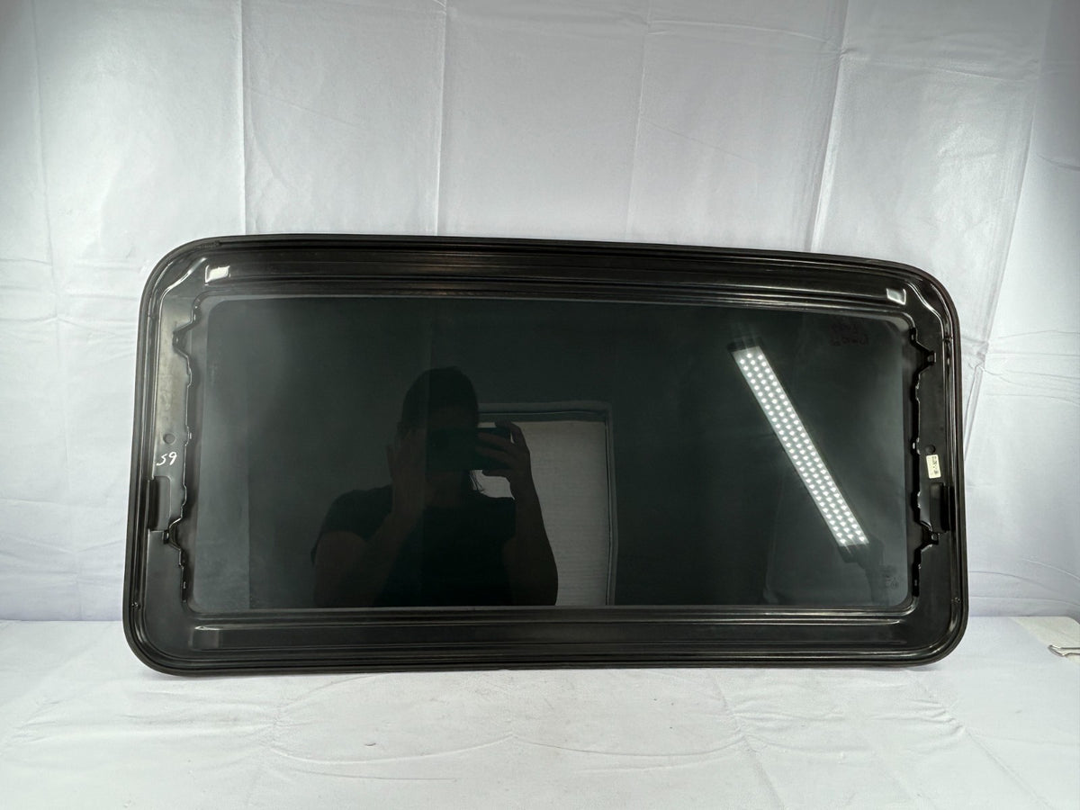 1997-2001 Toyota Camry Sunroof Sun Roof Moon Roof Sliding Glass OEM 63201-AA010