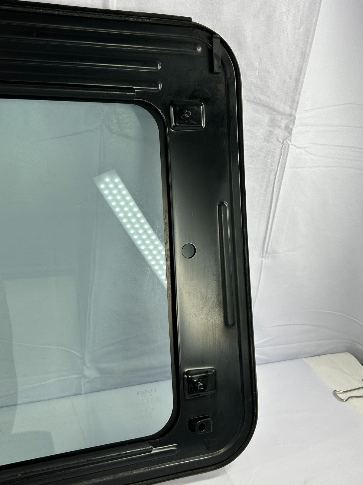 2000-2004 Nissan Pathfinder Sunroof Sun Roof Moonroof Top Glass OEM 91210-5W501
