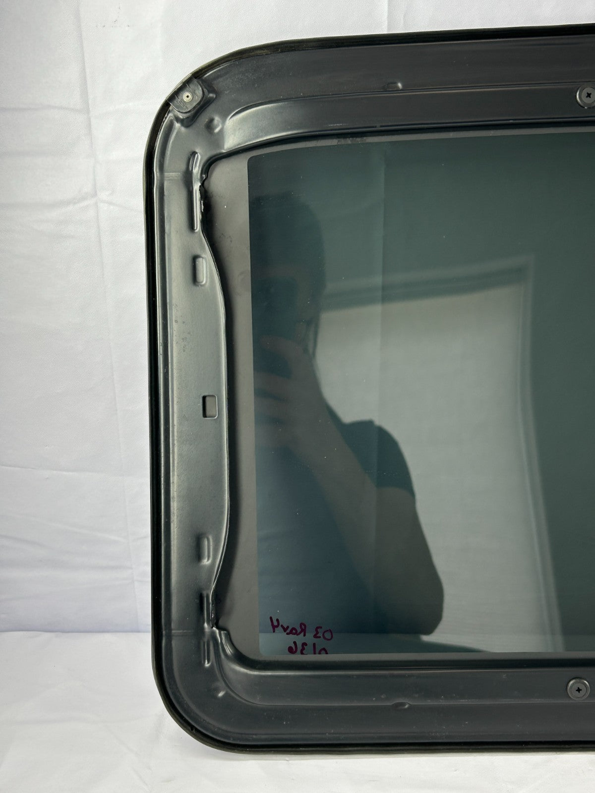 03-04 Toyota RAV4 Sunroof Sun Roof Moonroof Sliding Glass Panel OEM 63201-42071