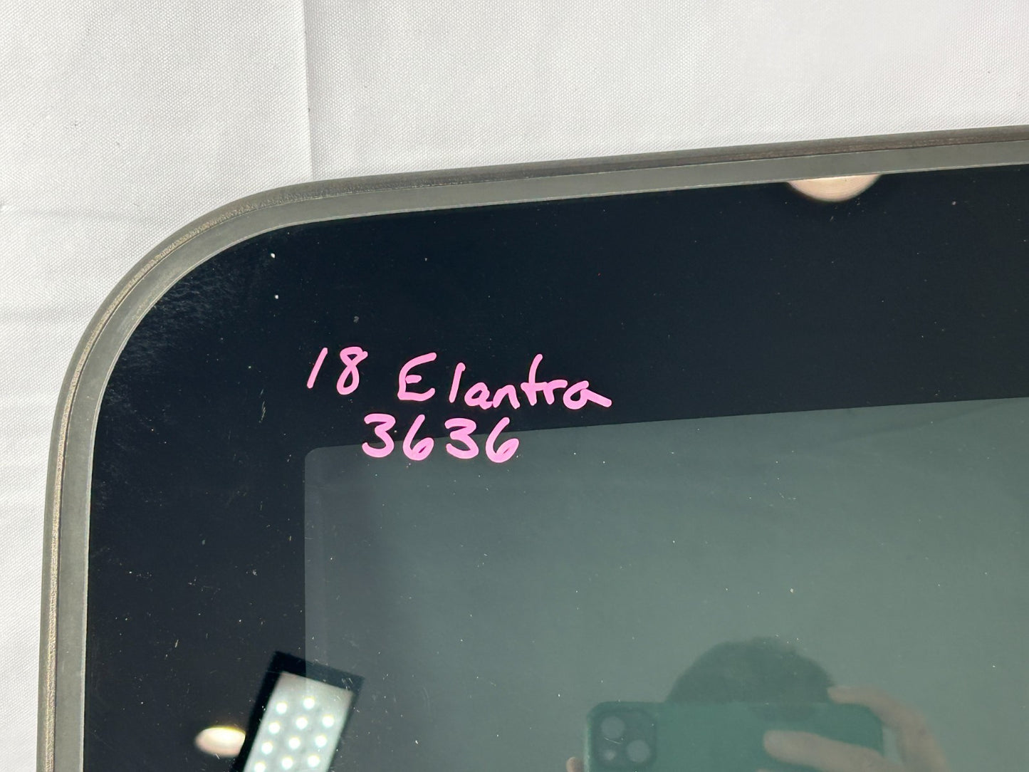 16-23 Hyundai Elantra Sunroof Moonroof Sliding Glass Panel OEM 81610-F2000