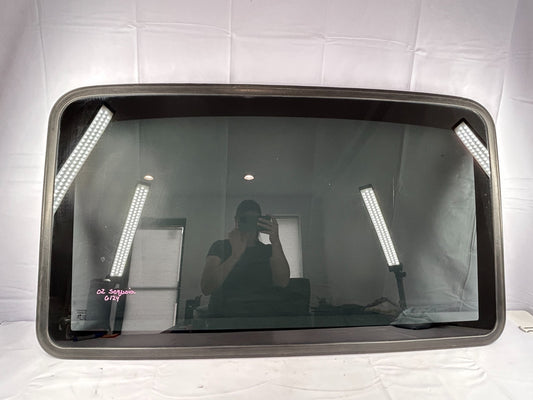01-07 Toyota Sequoia Sunroof Sun Roof Moon Roof Sliding Glass OEM 63201-0C010