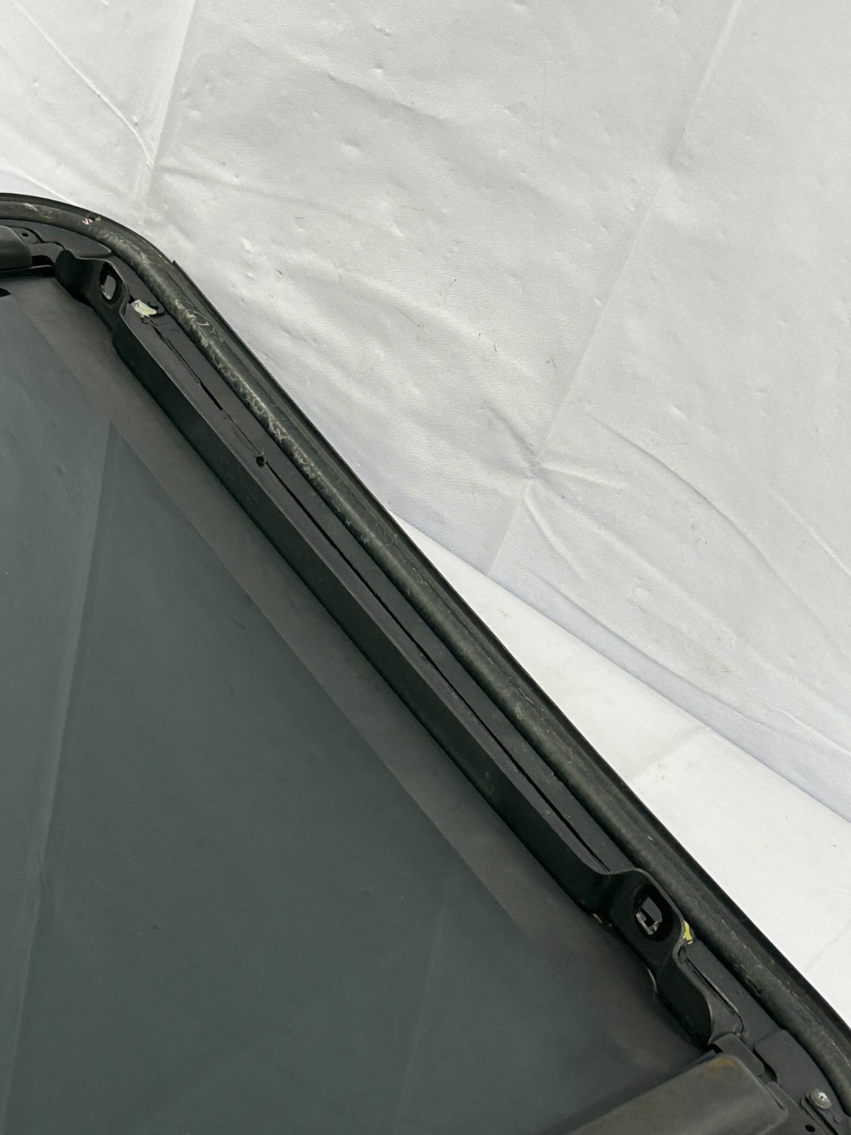 01-07 Toyota Sequoia Sunroof Sun Roof Moon Roof Sliding Glass OEM 63201-0C010