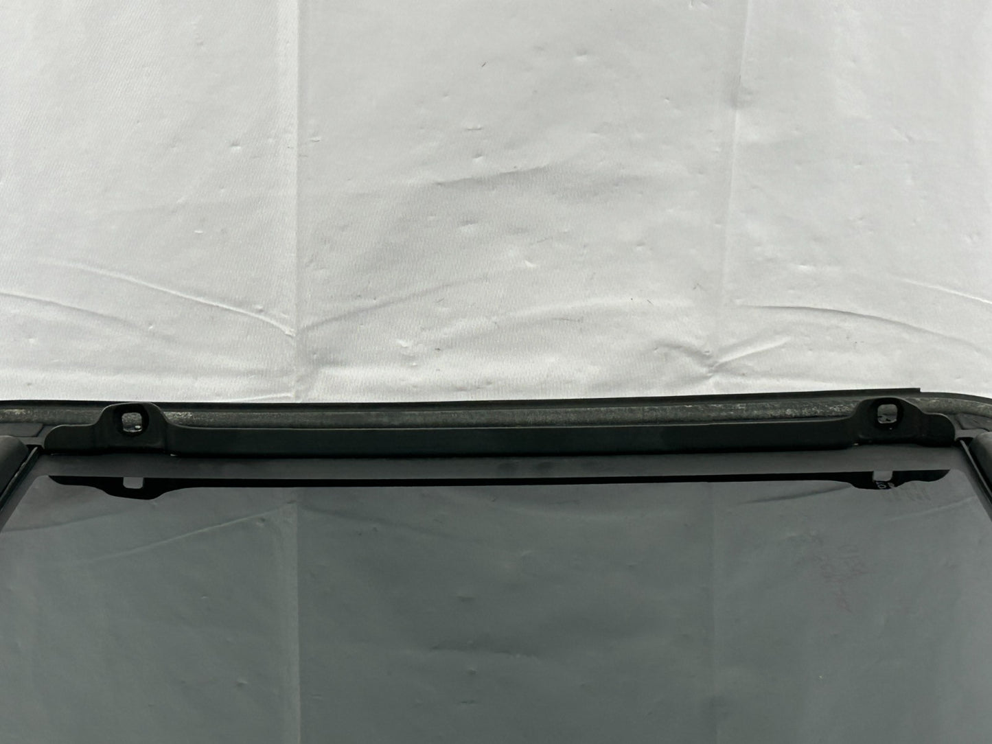 01-07 Toyota Sequoia Sunroof Sun Roof Moon Roof Sliding Glass OEM 63201-0C010