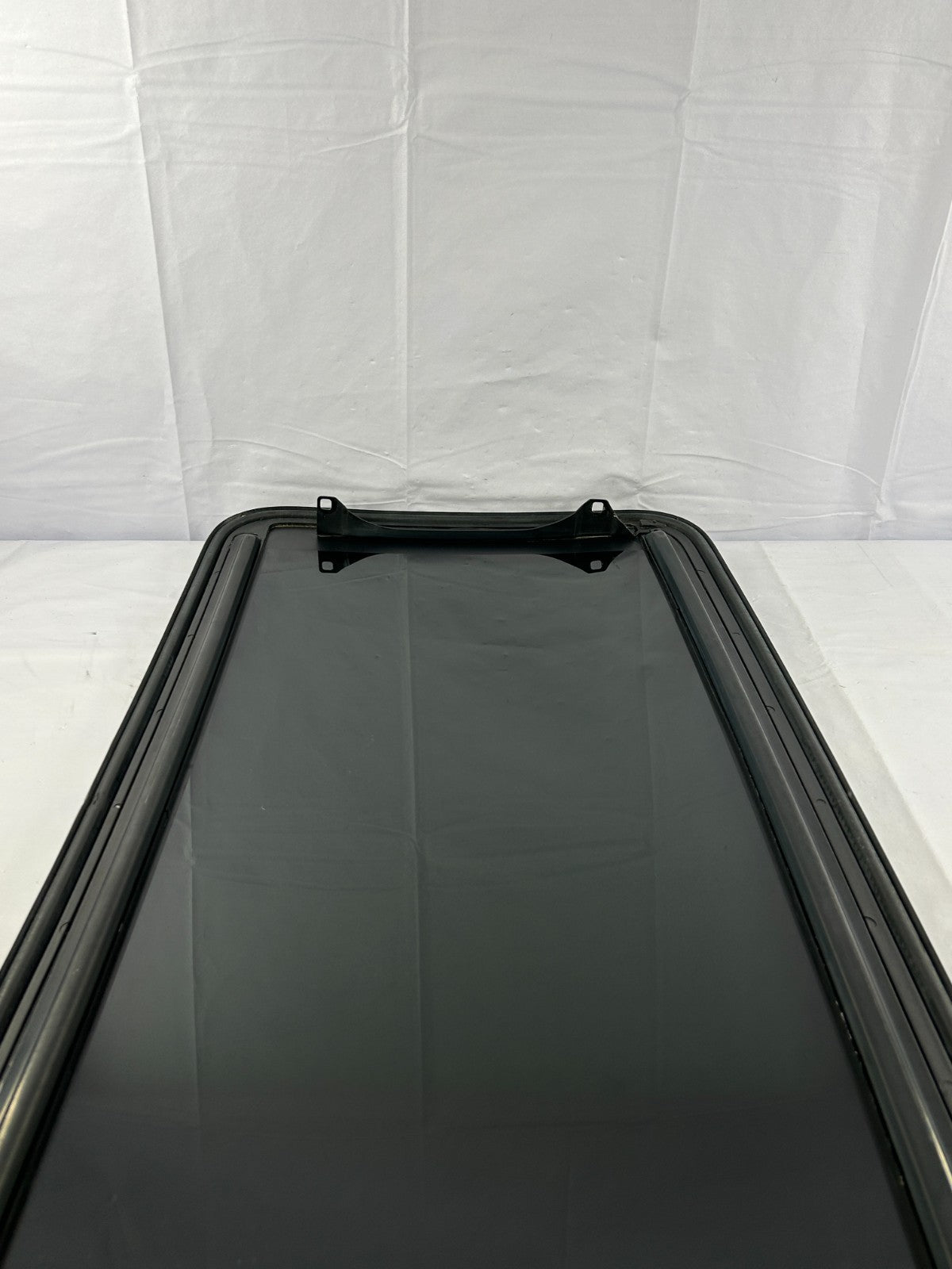 2003-2008 Toyota Matrix Sunroof Sun Roof Moon Roof Sliding Glass OEM 63201-01010