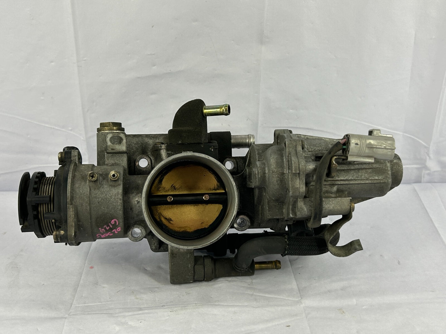 2001-2003 Toyota Sequoia Fuel Injection Throttle Body with Motor OEM 22030-50142