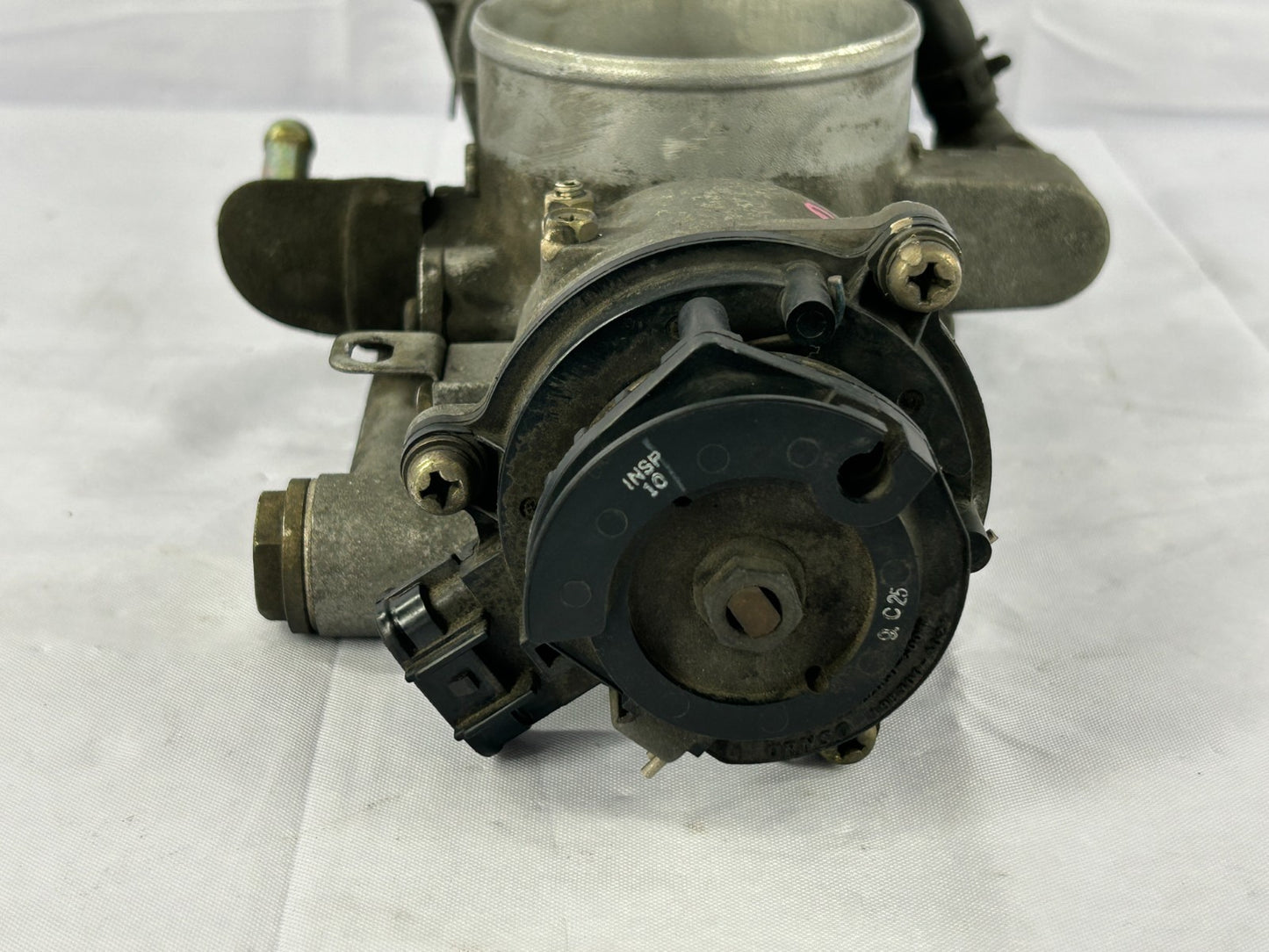 2001-2003 Toyota Sequoia Fuel Injection Throttle Body with Motor OEM 22030-50142