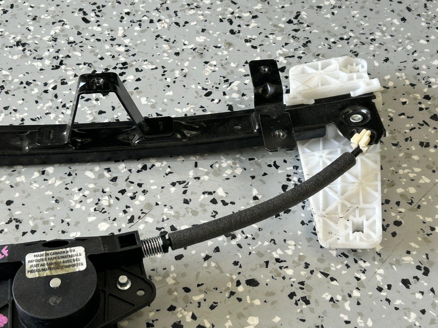 2000-2004 Jeep Grand Cherokee Front Left Driver Door Window Regulator Motor OEM