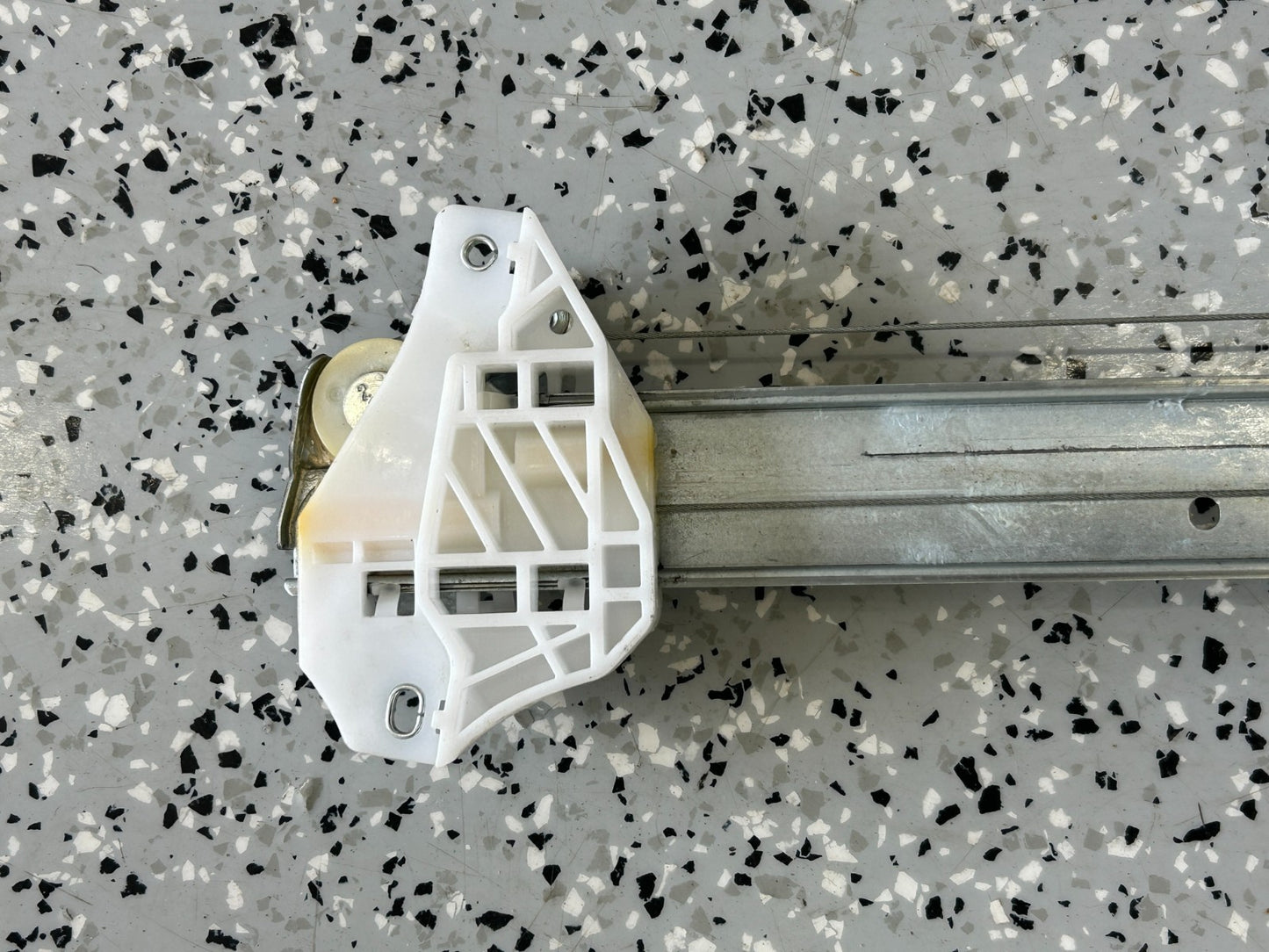 17-23 Subaru Impreza Front Right Door Window Regulator and Motor OEM 61041FL00B