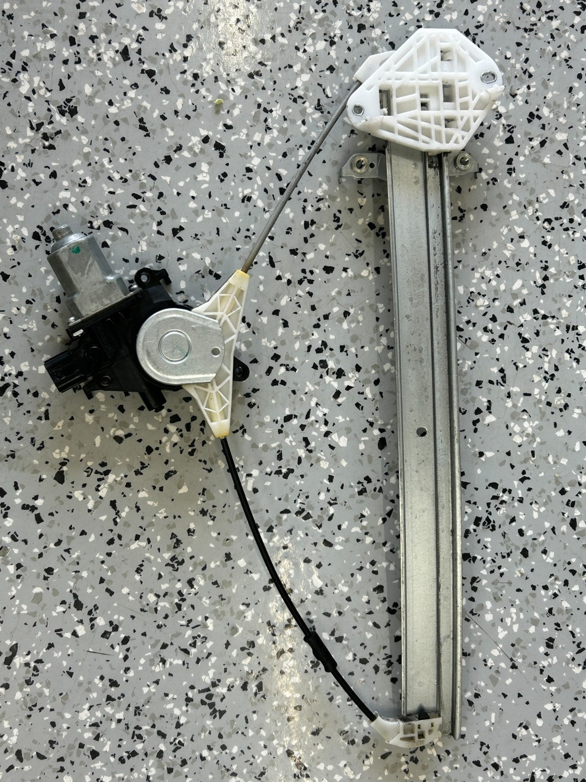 2010-2014 Subaru Outback Rear Left Door Window Regulator & Motor OEM 61042AJ01A