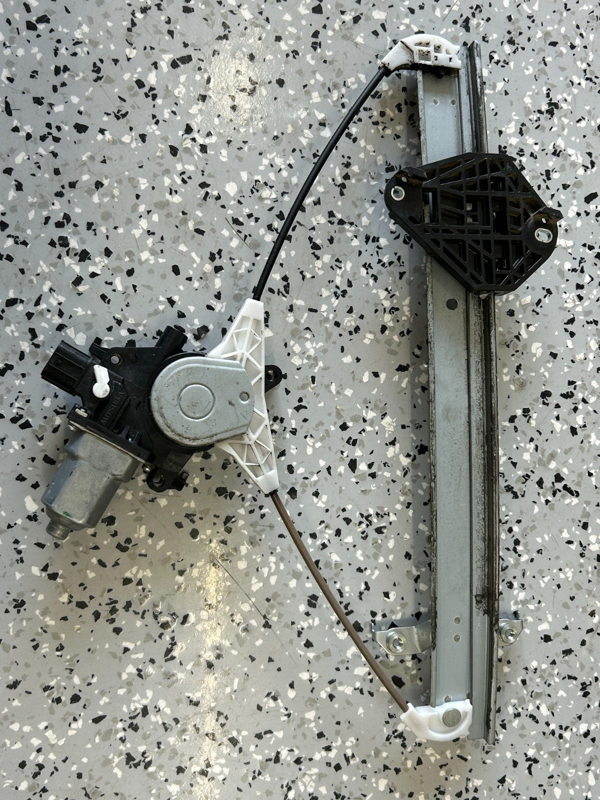 09-13 Subaru Forester Rear Right Door Window Regulator and Motor OEM 61042SC001