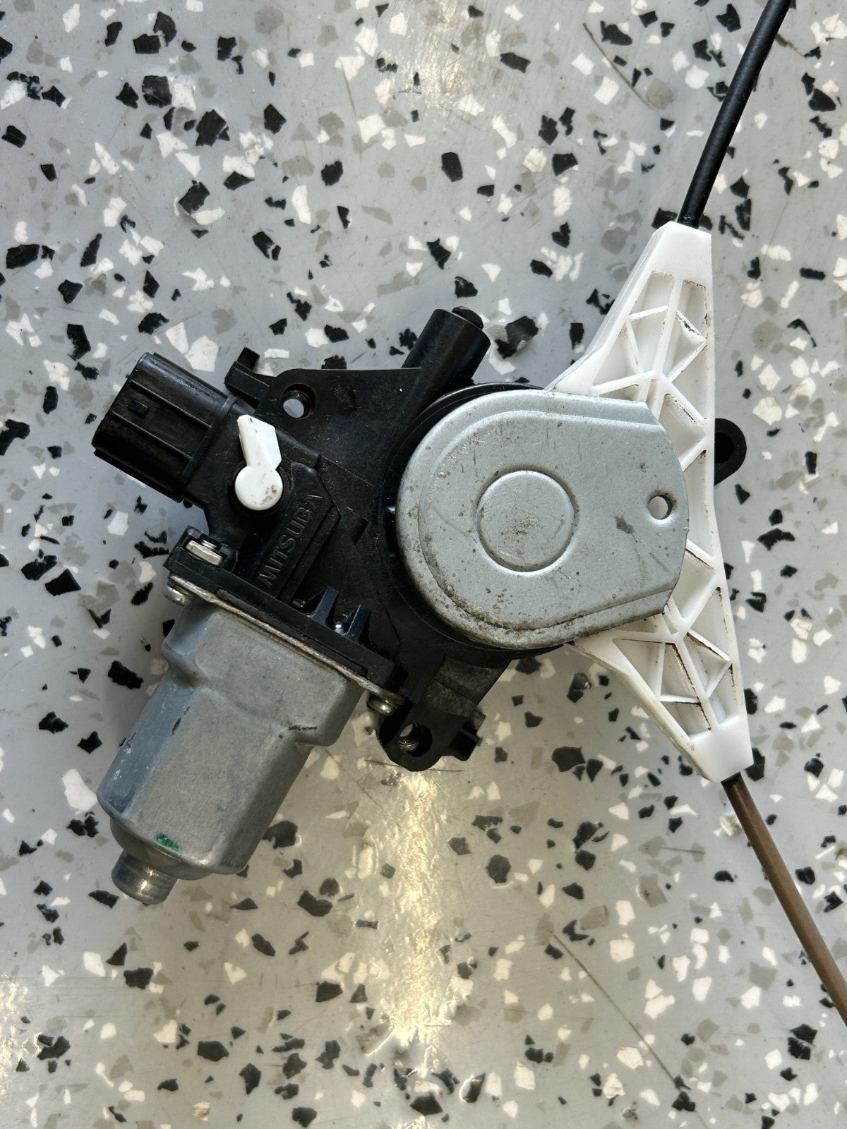09-13 Subaru Forester Rear Right Door Window Regulator and Motor OEM 61042SC001