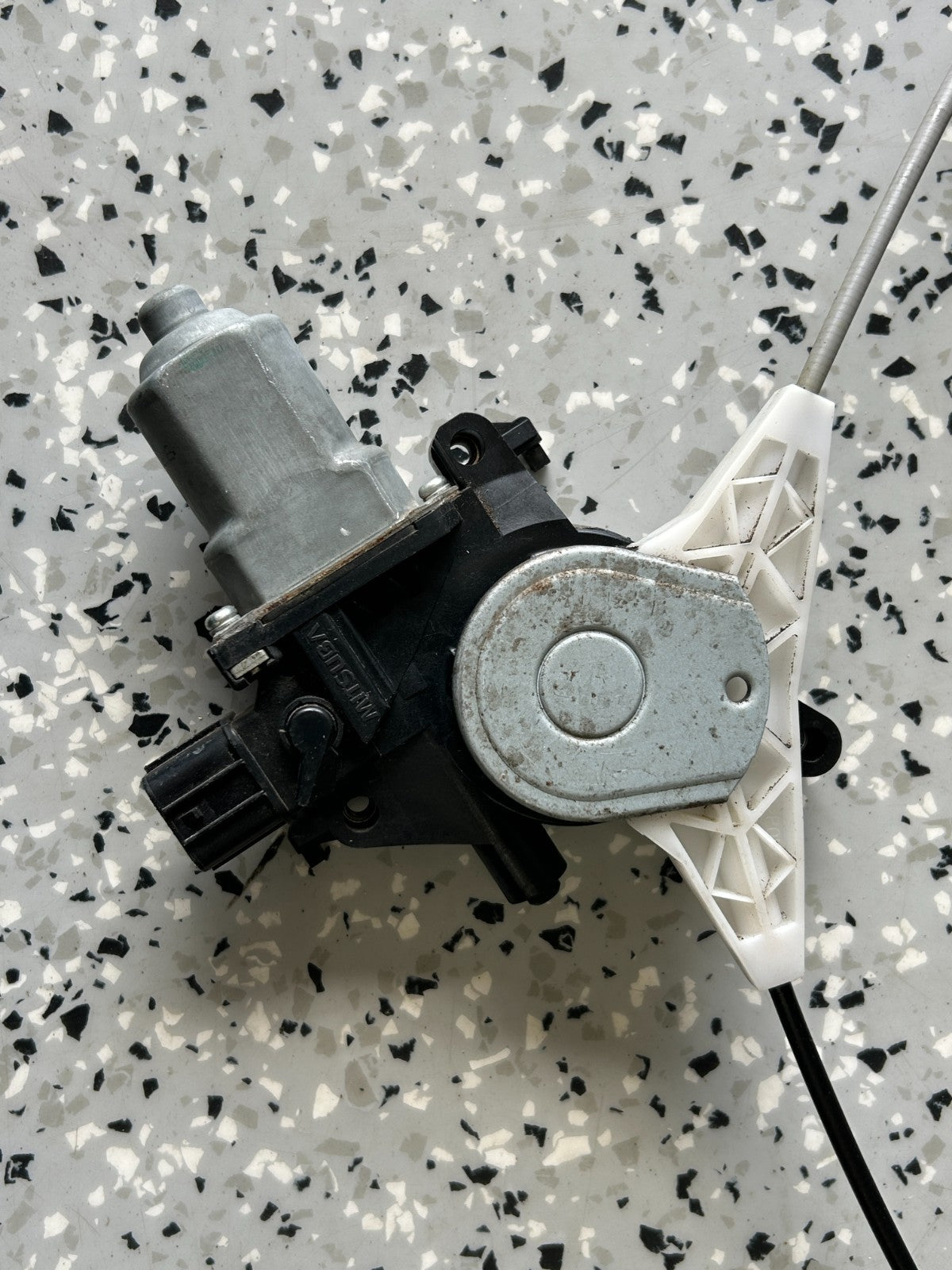 2009-2013 Subaru Forester Rear Left Door Window Regulator & Motor OEM 61042SC011