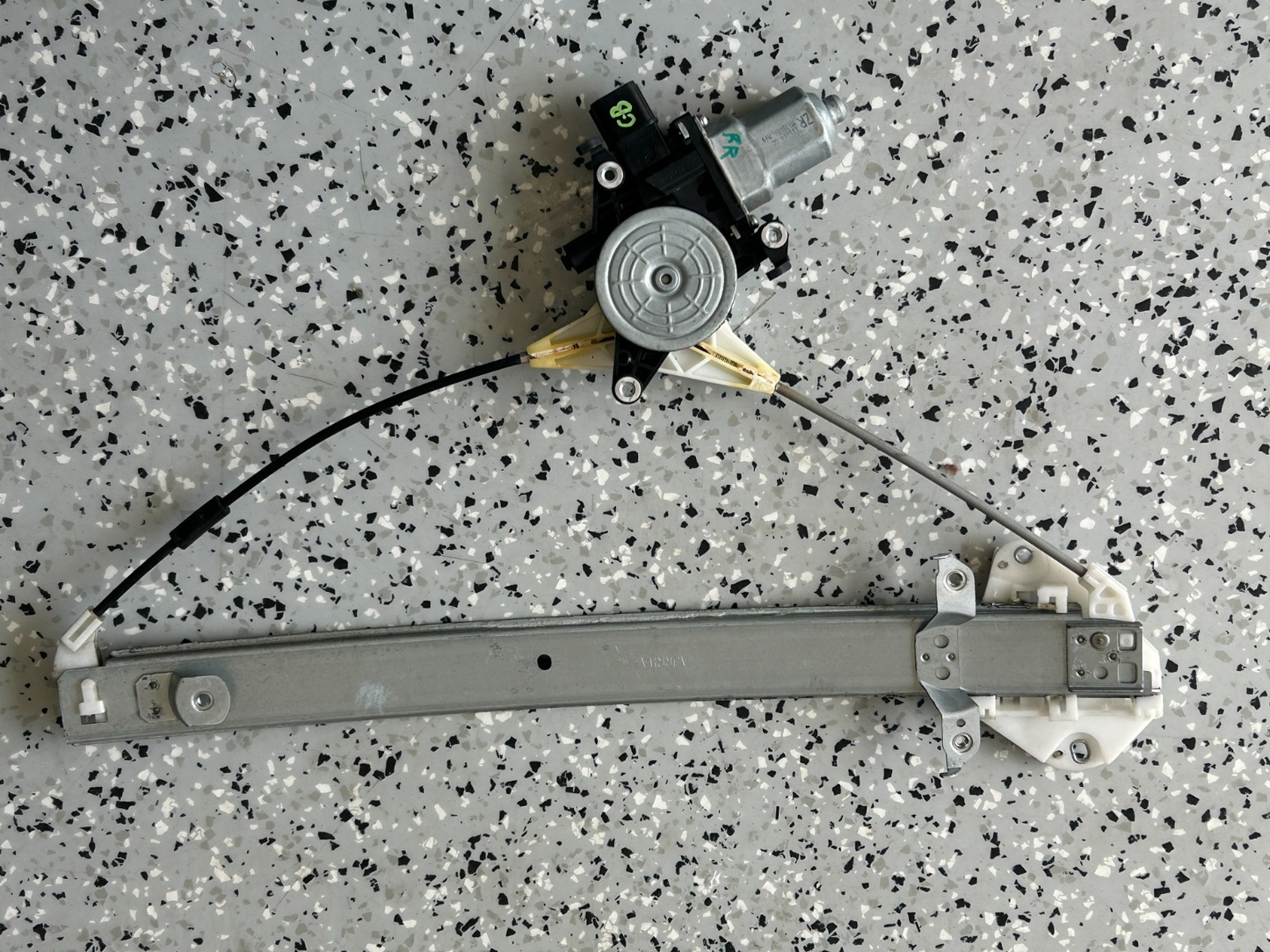 2010-2014 Subaru Legacy Rear Right Door Window Regulator Motor OEM 61042AJ00A