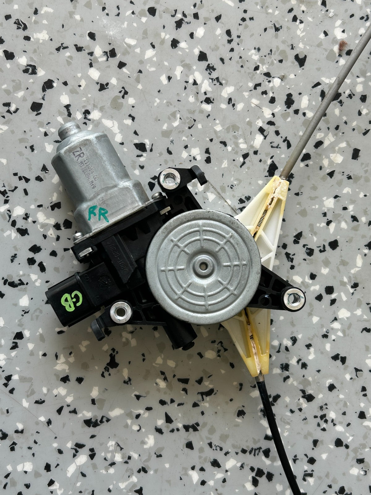 2010-2014 Subaru Legacy Rear Right Door Window Regulator Motor OEM 61042AJ00A