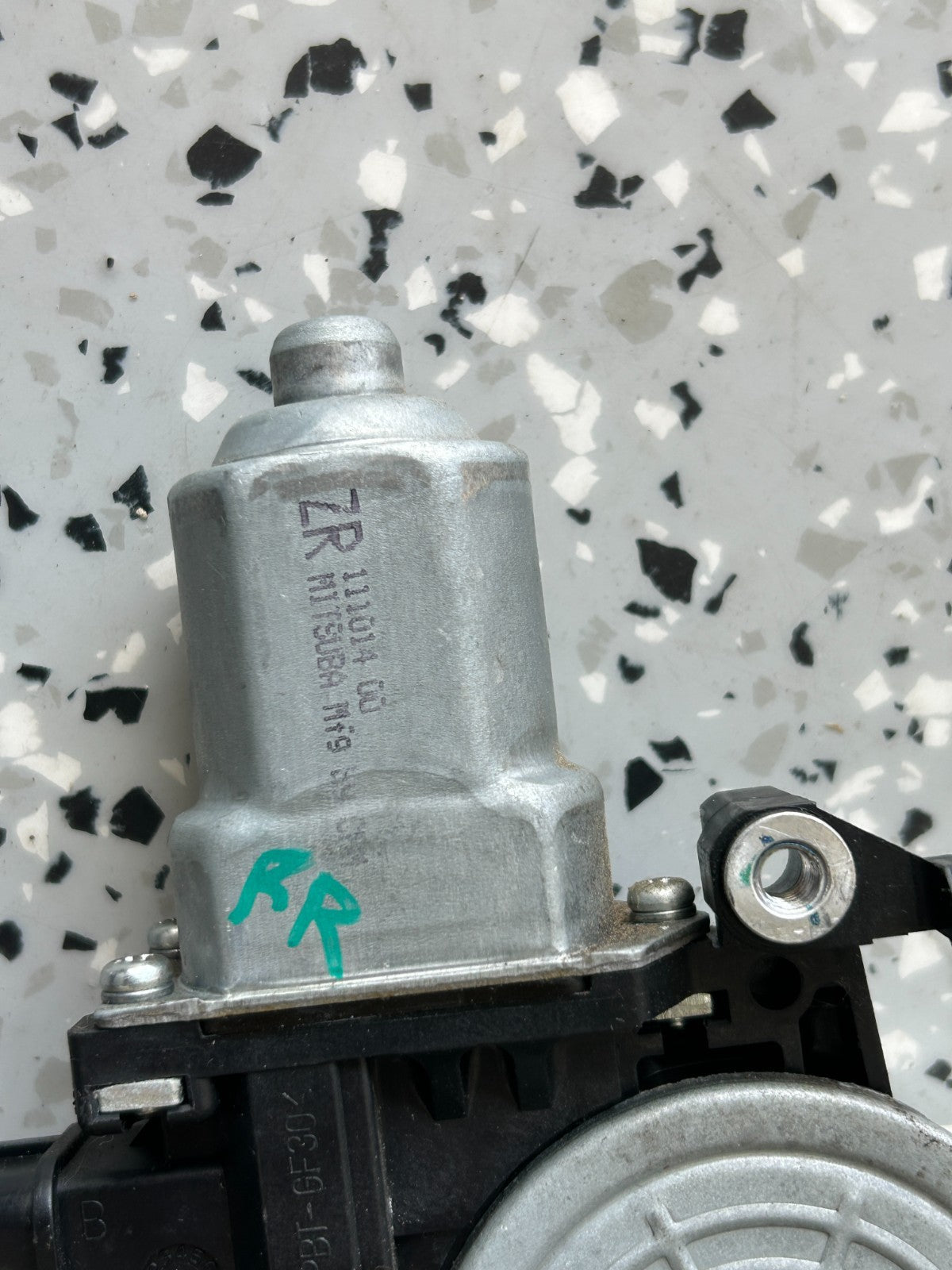 2010-2014 Subaru Legacy Rear Right Door Window Regulator Motor OEM 61042AJ00A
