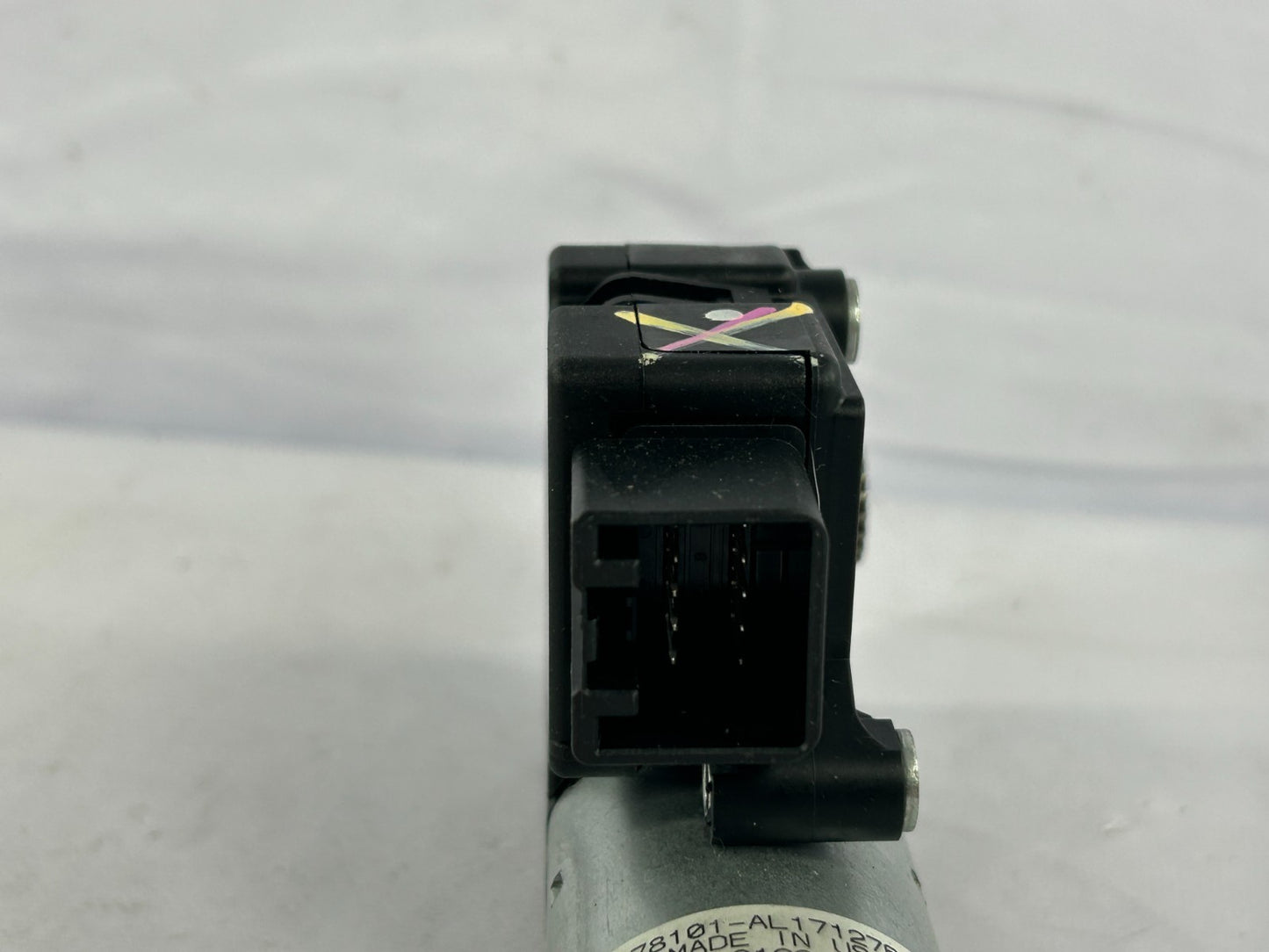 2005-2009 Subaru Legacy Sunroof Moonroof Sliding Motor Assembly OEM 65450AG01A