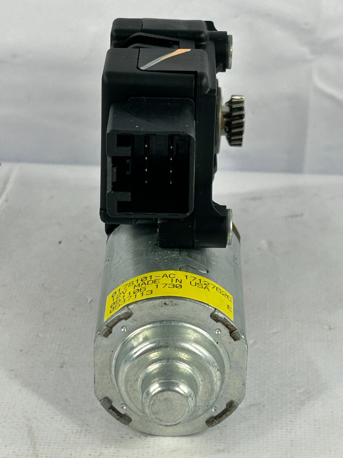 2006-2014 Subaru Tribeca Sunroof Moonroof Sliding Motor Assembly OEM 65450XA00A