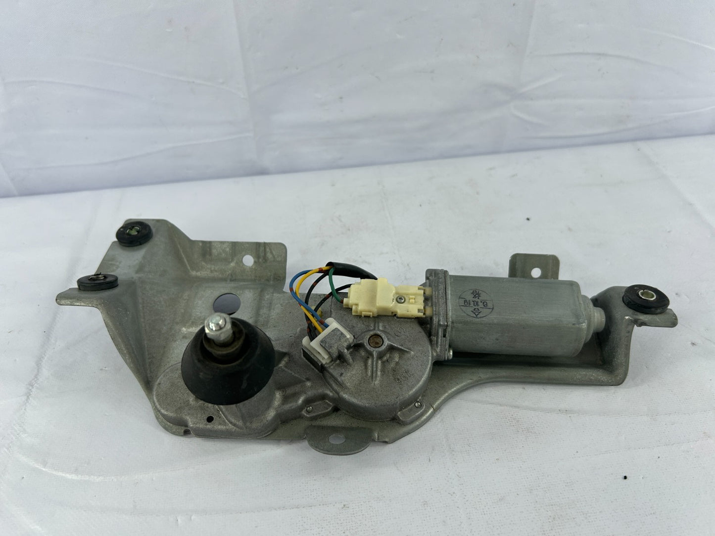 2005-2007 Subaru Impreza Rear Windshield Wiper Motor Assembly OEM 86510FE130