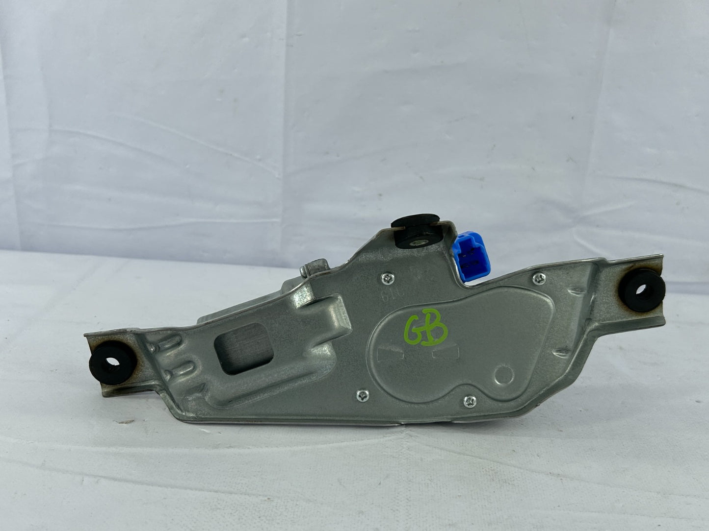 2010-2011 Subaru Impreza Rear Windshield Wiper Motor Assembly OEM 86510FG090