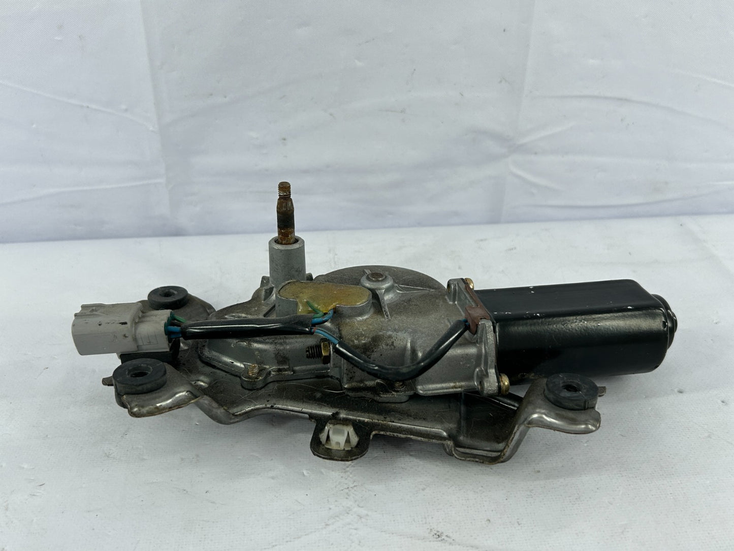 2001-2007 Toyota Sequoia Rear Liftgate Back Glass Wiper Motor OEM 85130-34010