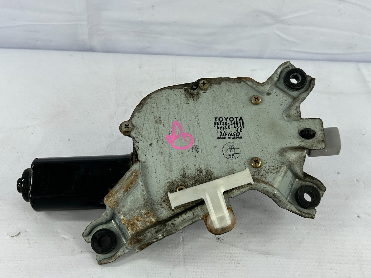 2001-2007 Toyota Sequoia Rear Windshield Wiper Motor Assembly OEM 85130-34010