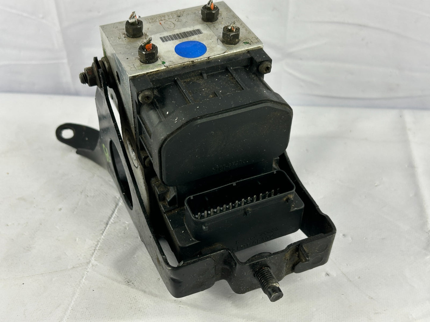 02-04 Subaru Outback ABS Anti Lock Brake Pump Modulator Assembly OEM 27539AE06B