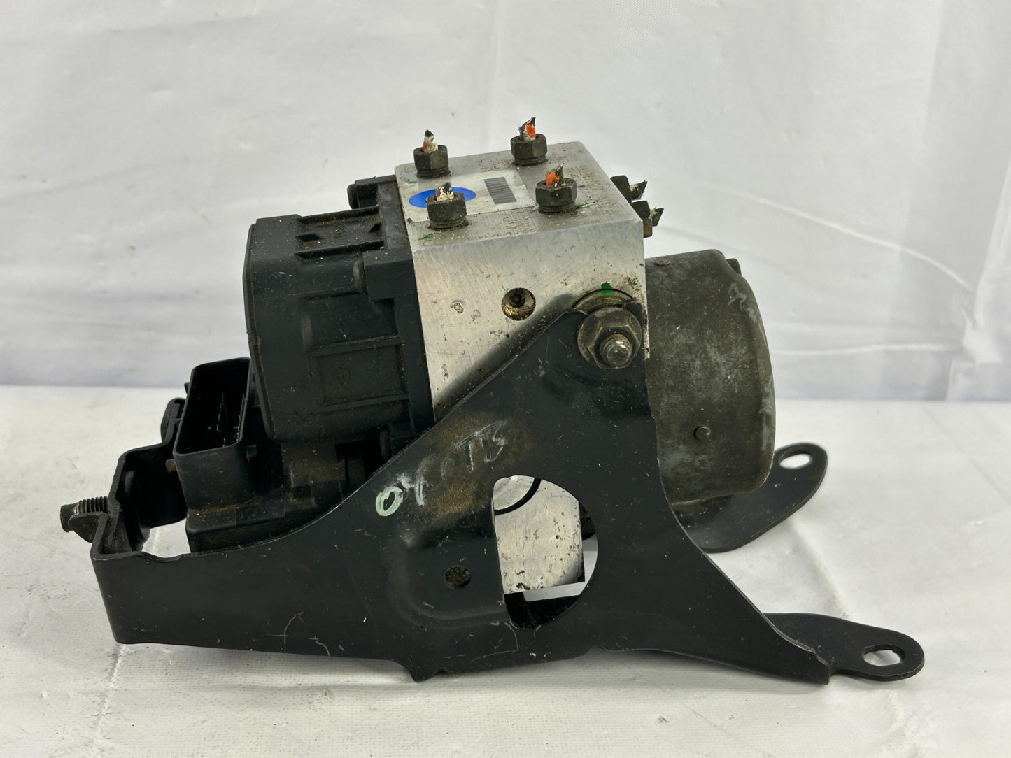 02-04 Subaru Outback ABS Anti Lock Brake Pump Modulator Assembly OEM 27539AE06B