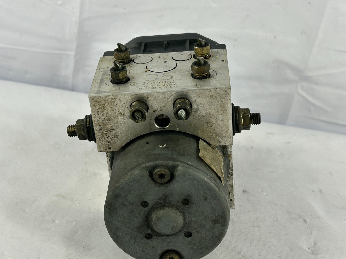 1999-2001 Subaru Legacy ABS Anti-Lock Brake Pump Modulator OEM 27531AC050