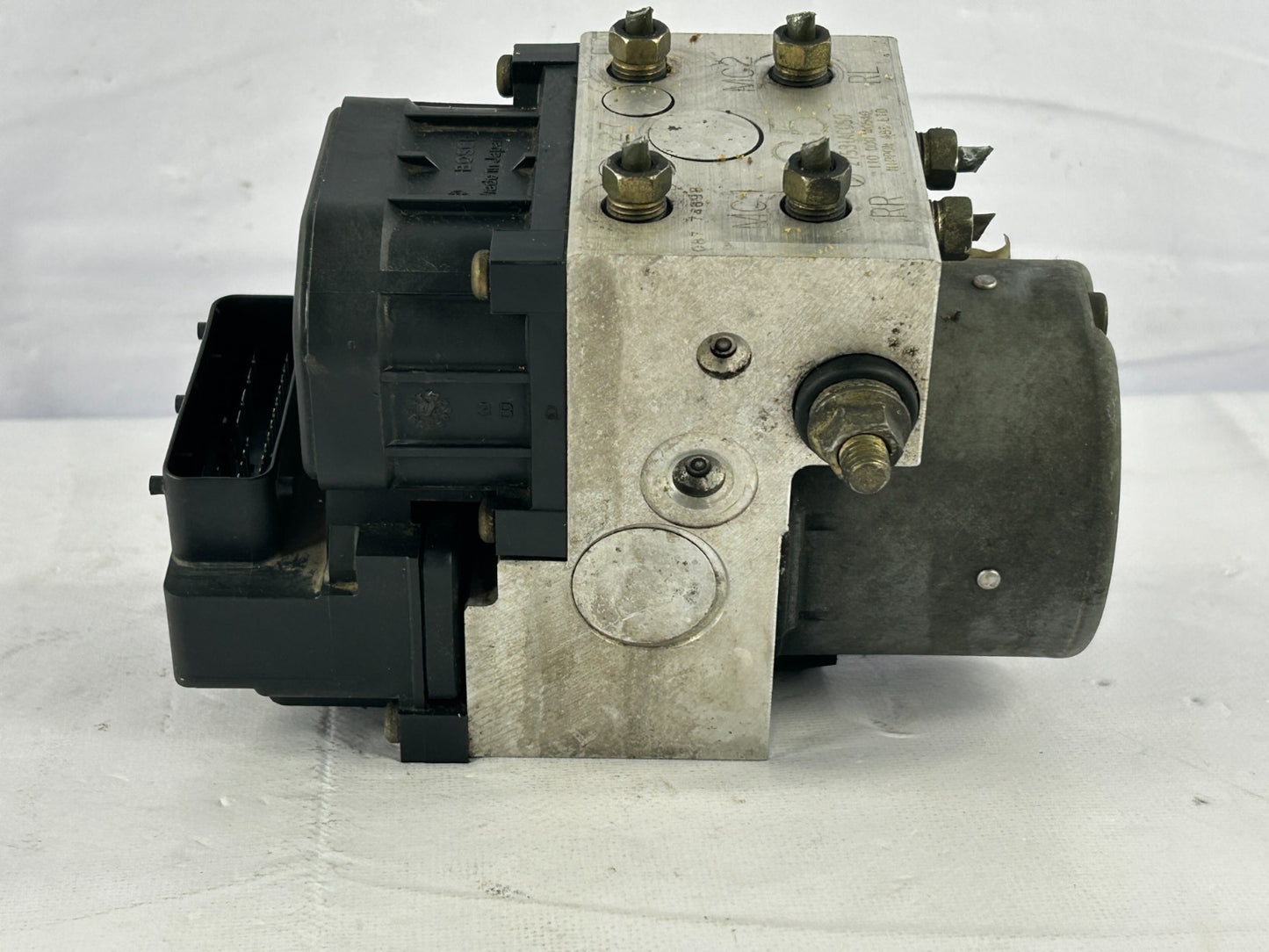 1999-2001 Subaru Legacy ABS Anti-Lock Brake Pump Modulator OEM 27531AC050