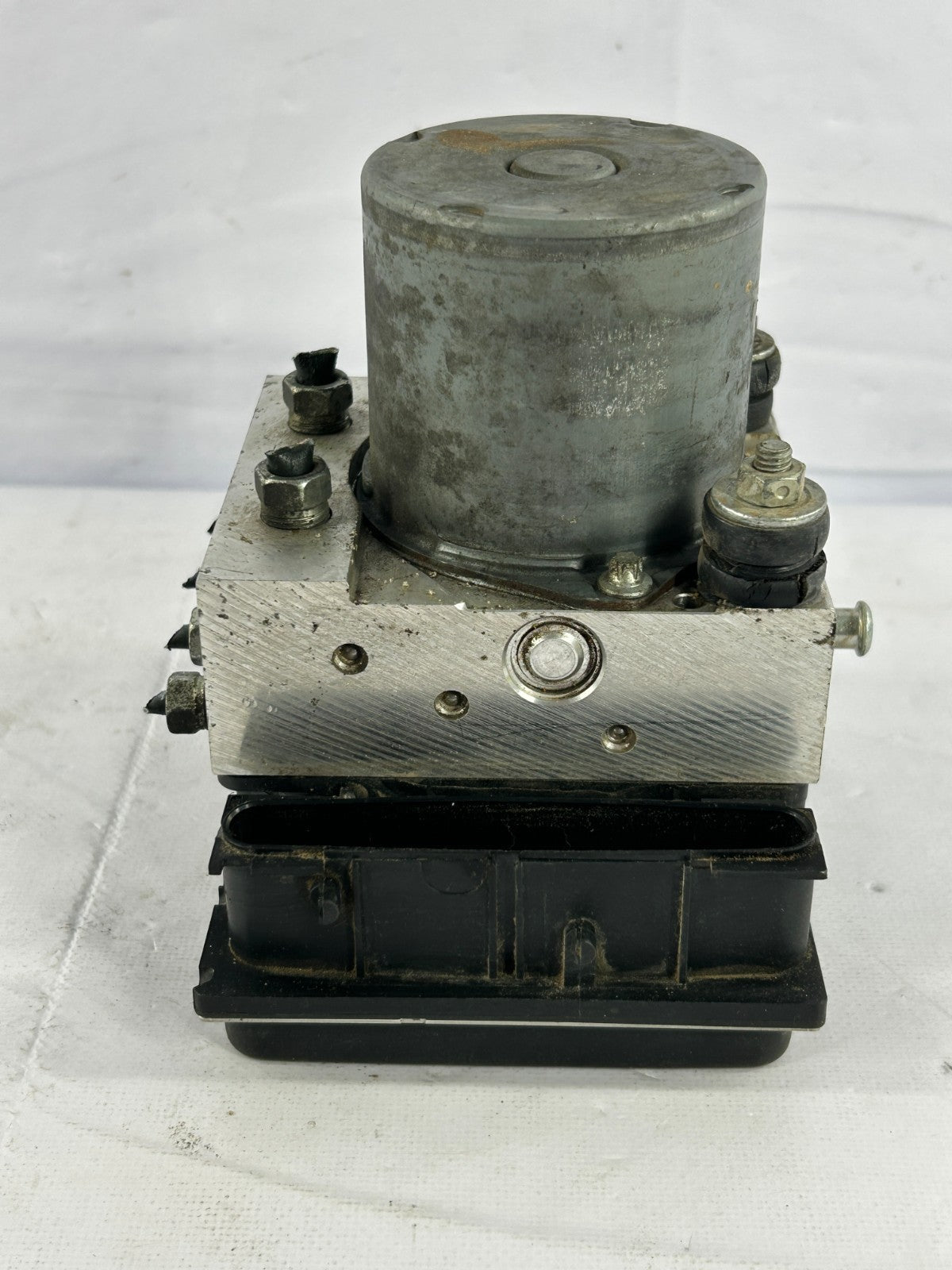 2009 Subaru Forester Auto Trans ABS Brake Pump Control Module Unit OE 27596SC001