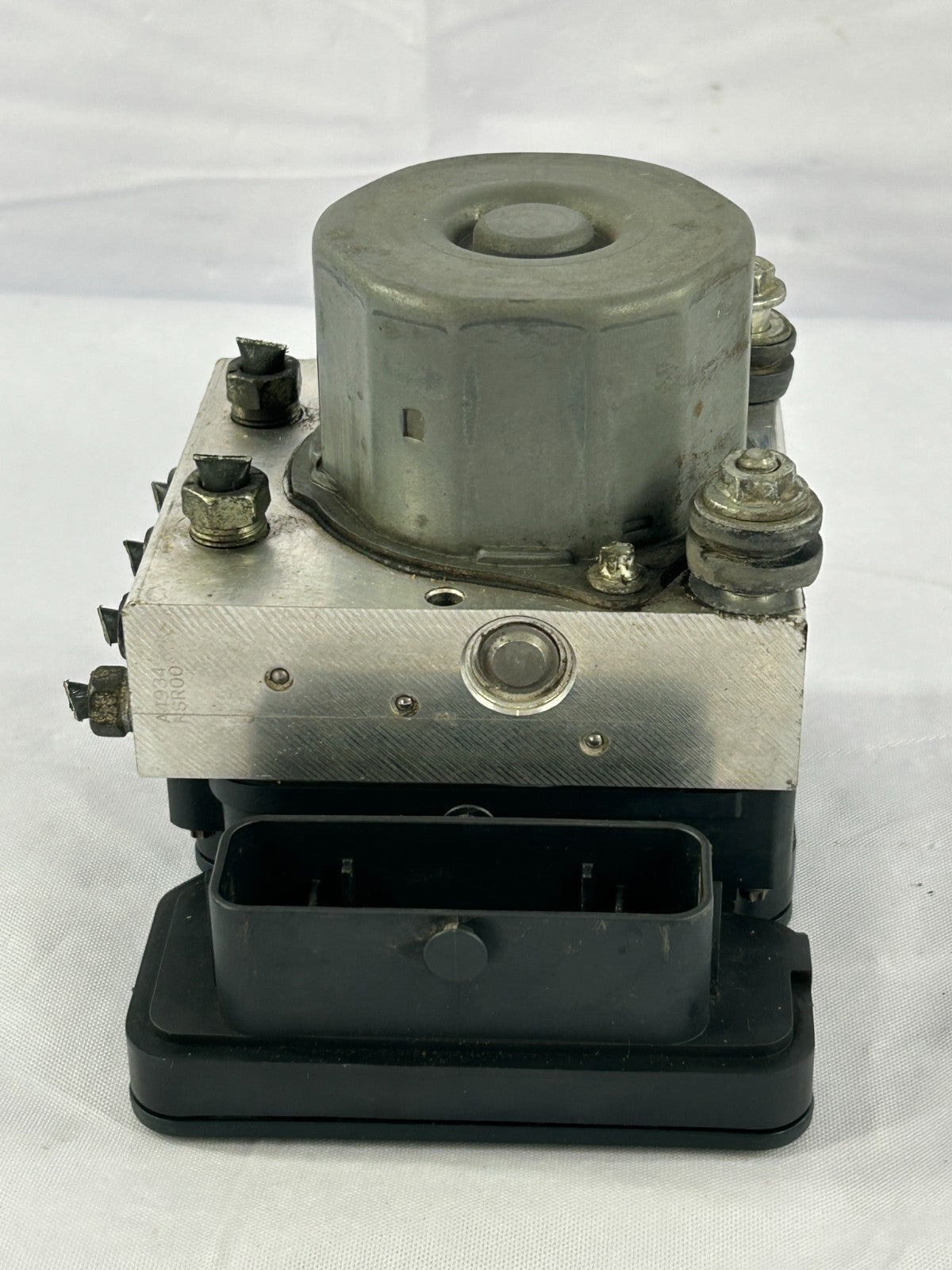 2012 Subaru Impreza ABS Anti Lock Brake Pump Module Assembly OEM 27596FJ061