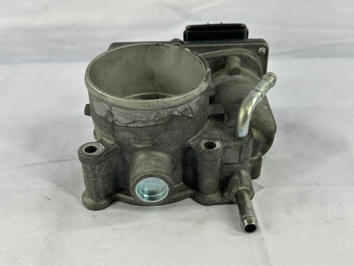2011-2018 Subaru Forester Engine Throttle Body Assembly & Bolts OEM 16112AA380