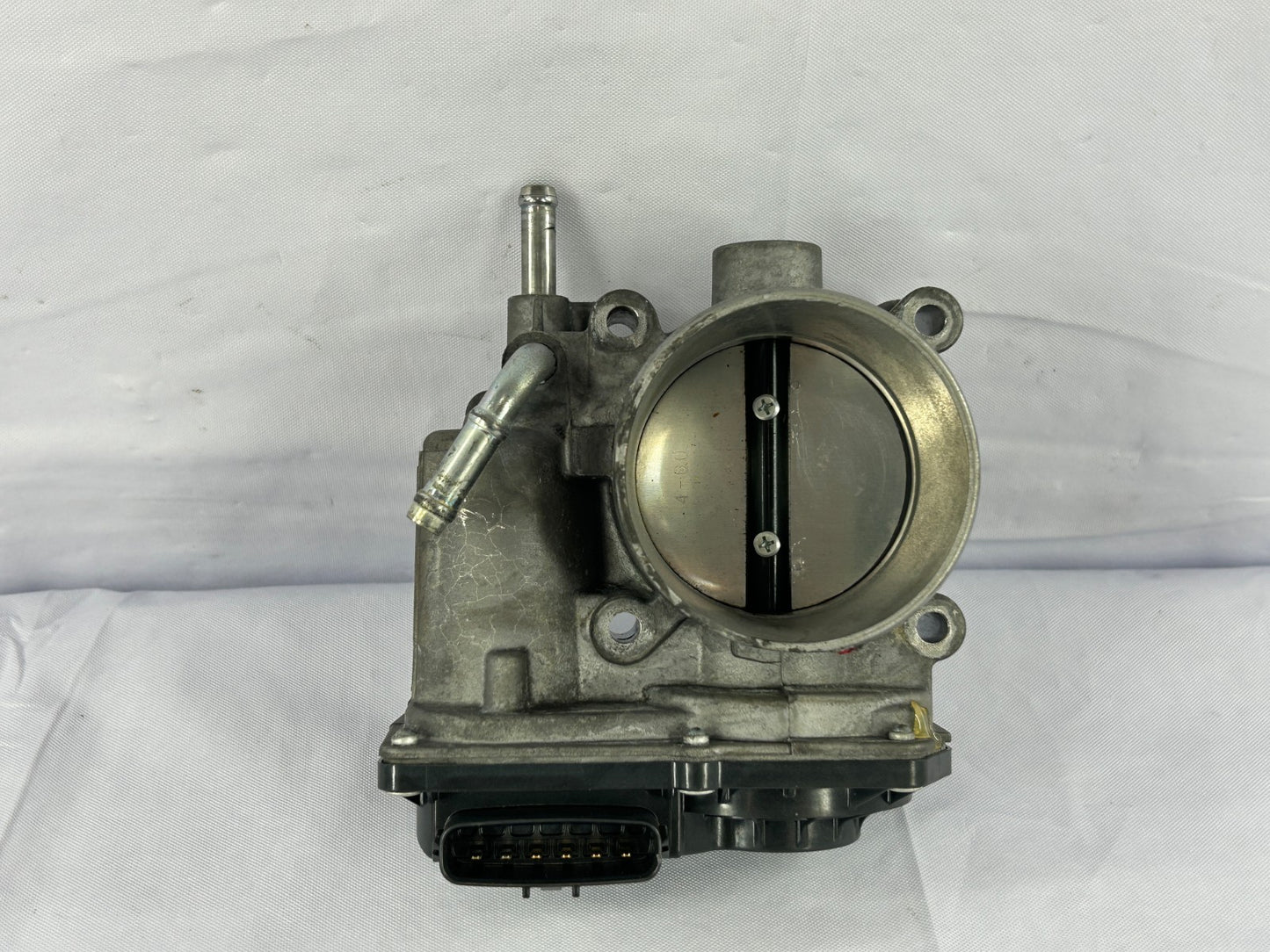2011-2018 Subaru Forester Engine Throttle Body Assembly & Bolts OEM 16112AA380