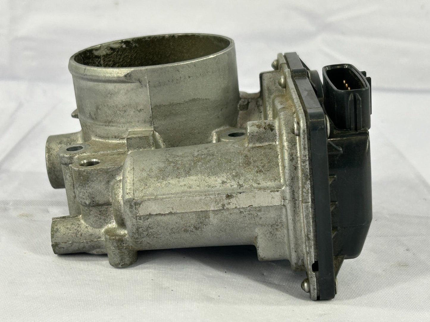2010-2012 Subaru Legacy Fuel Electronic Throttle Body Assembly OEM 16112AA350