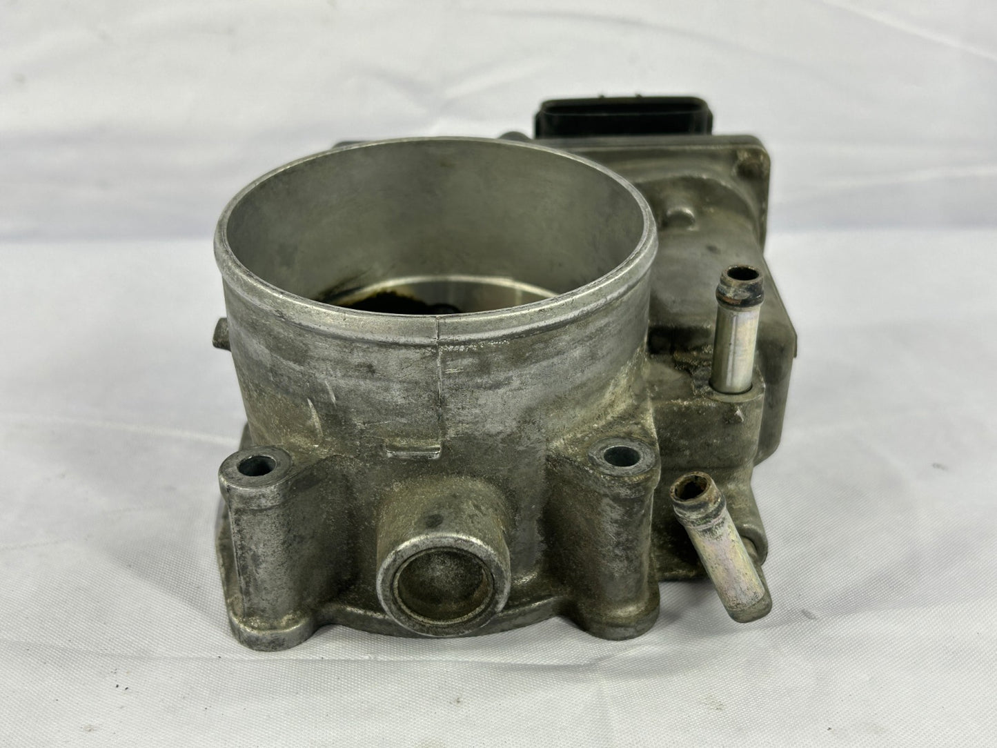 2005-2009 Land Rover LR3 Electronic Throttle Body Assembly OEM 4H23-9F991-BC