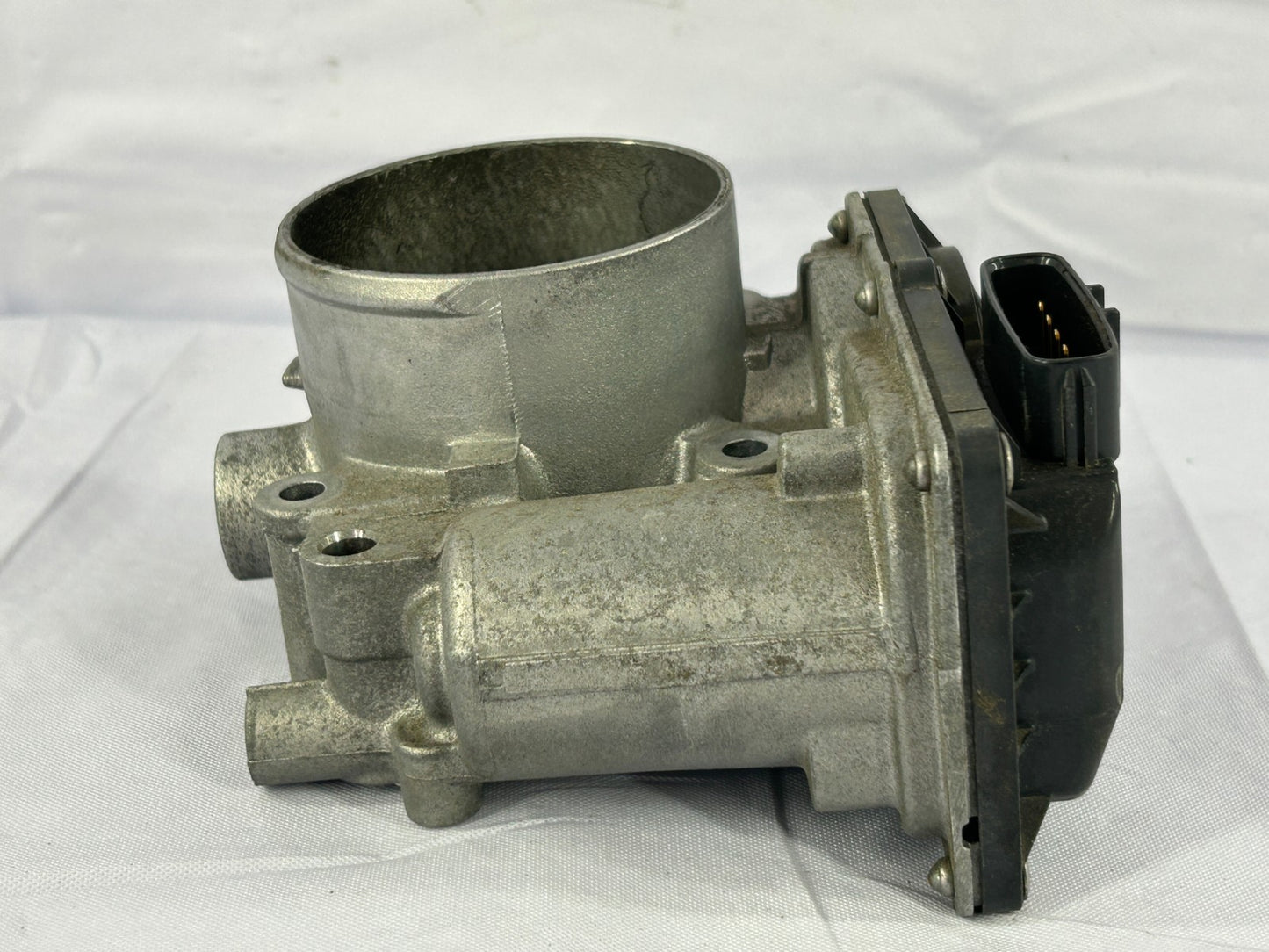 2010-2012 Subaru Outback 2.5L Engine Throttle Body Assembly OEM 16112AA350