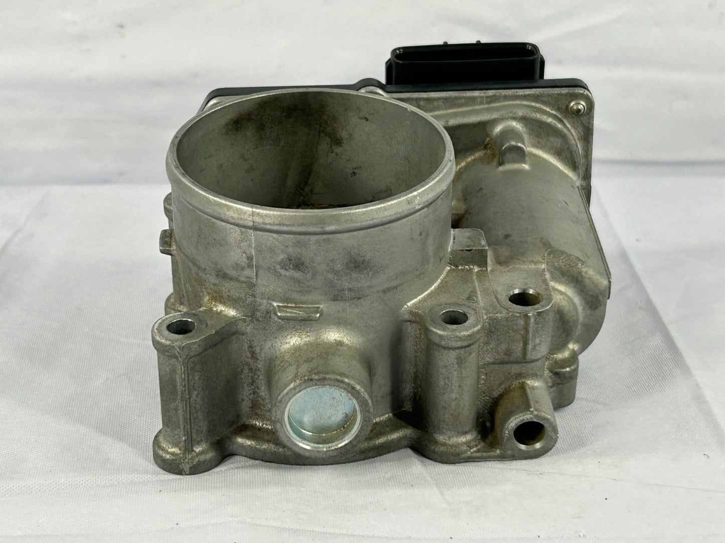 2010-2012 Subaru Outback Fuel Injection Throttle Body Assembly OEM 16112AA350