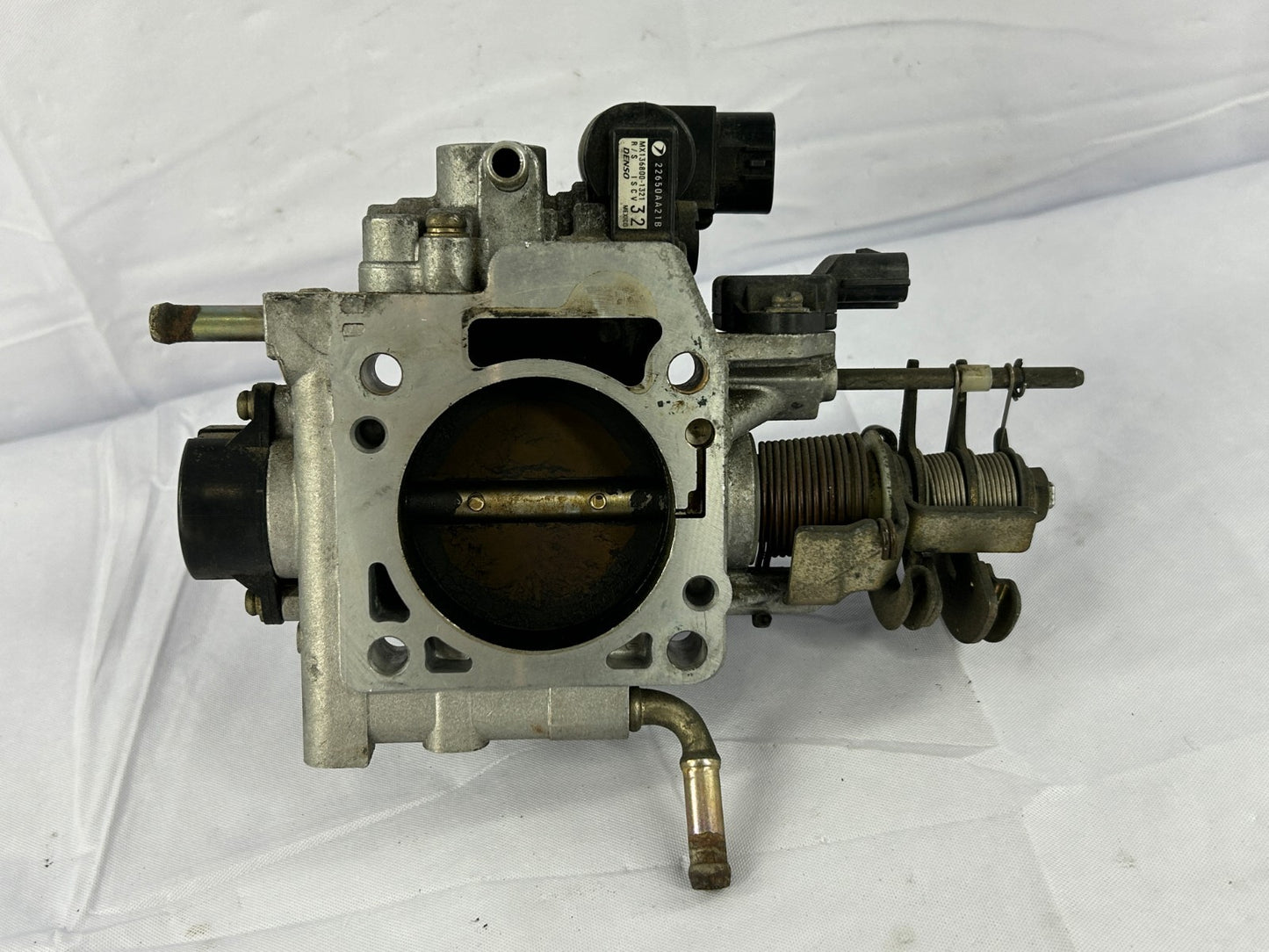 1999-2001 Subaru Impreza Engine Air Intake Throttle Body Valve OEM 22650AA21B