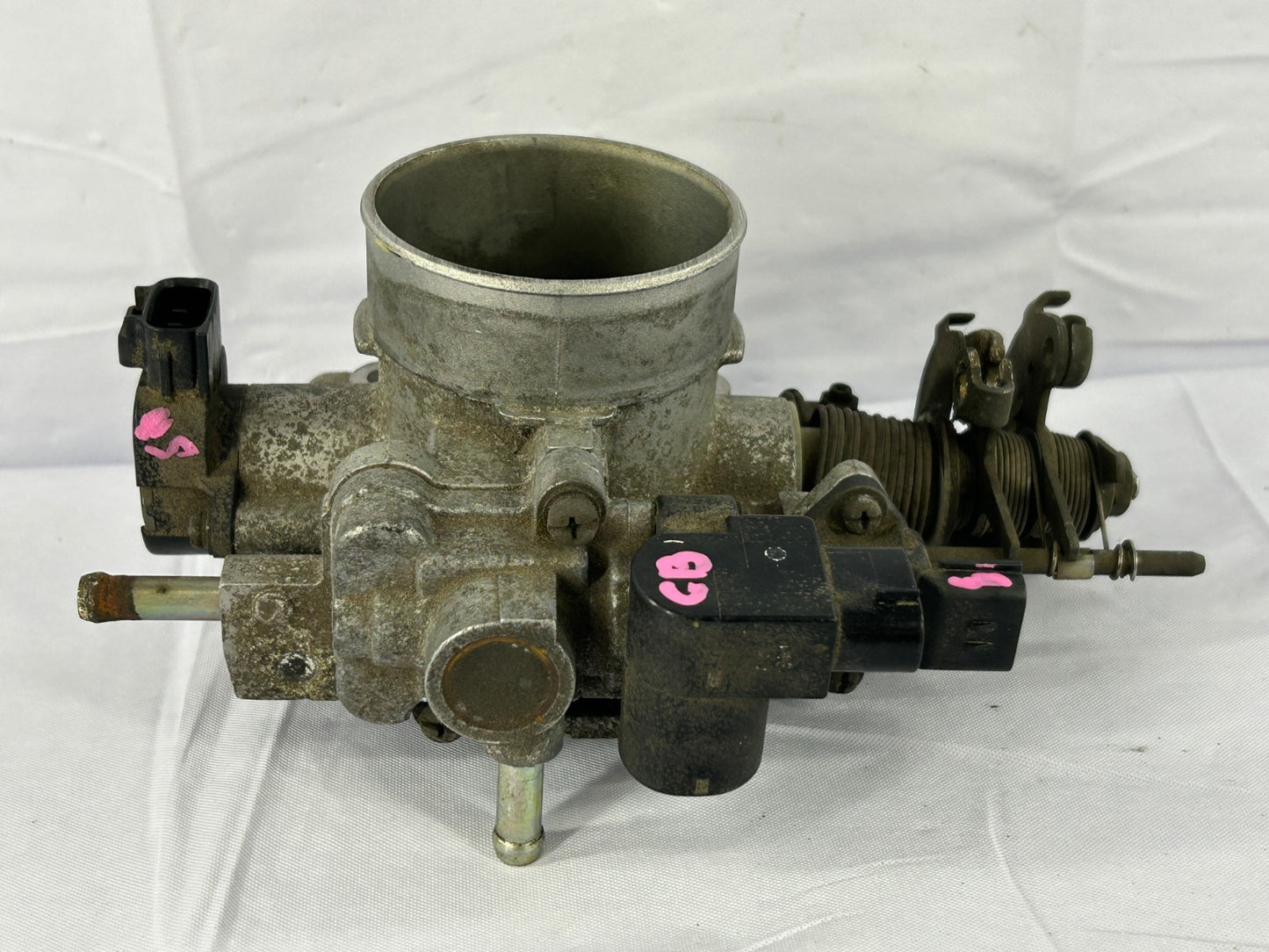 1999-2001 Subaru Impreza Engine Air Intake Throttle Body Valve OEM 22650AA21B